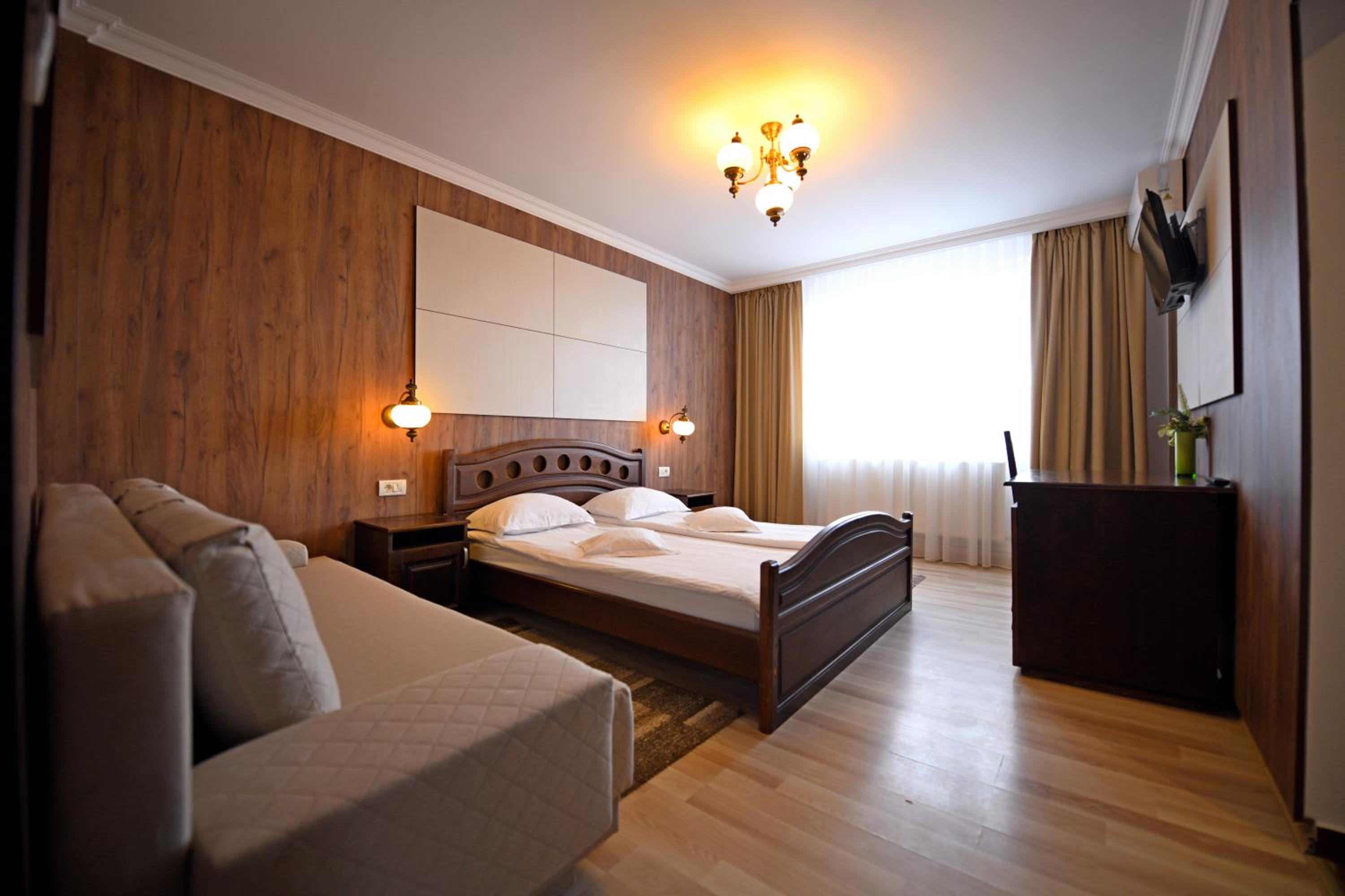 Superior Double Room - Photo 3
