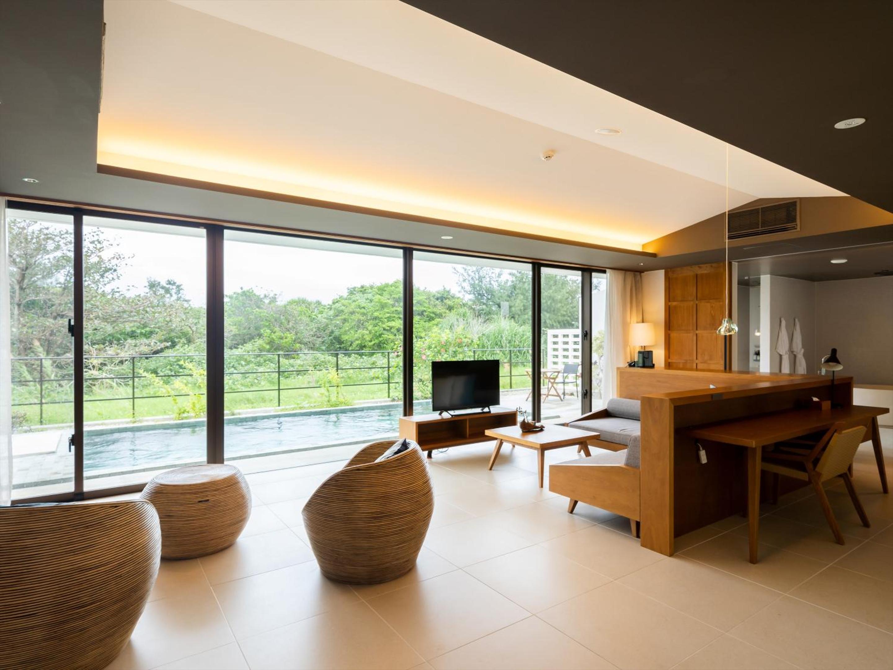 Premier Suite Villa - Photo 4