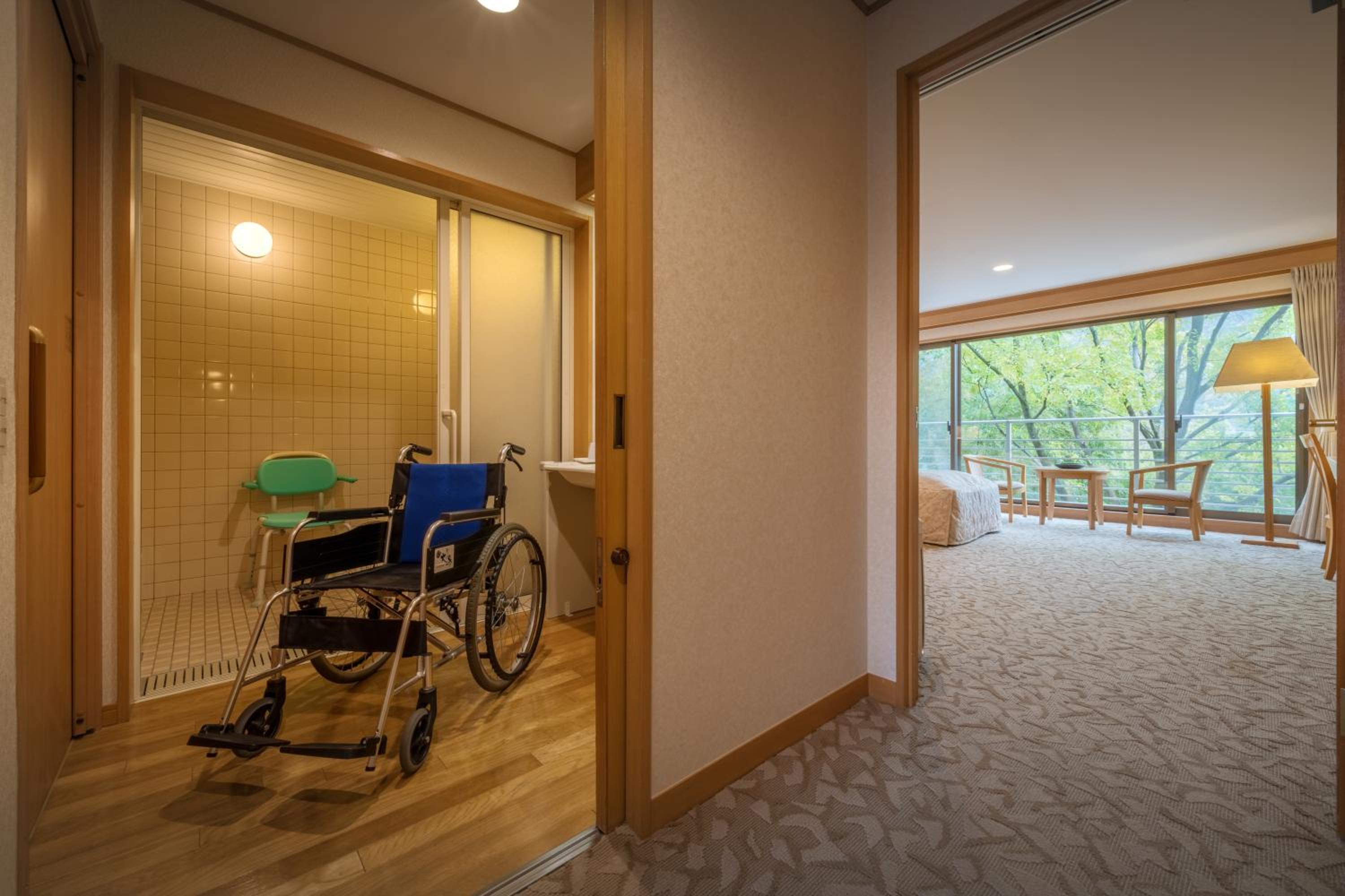 Twin Room - Disability Access photo 3