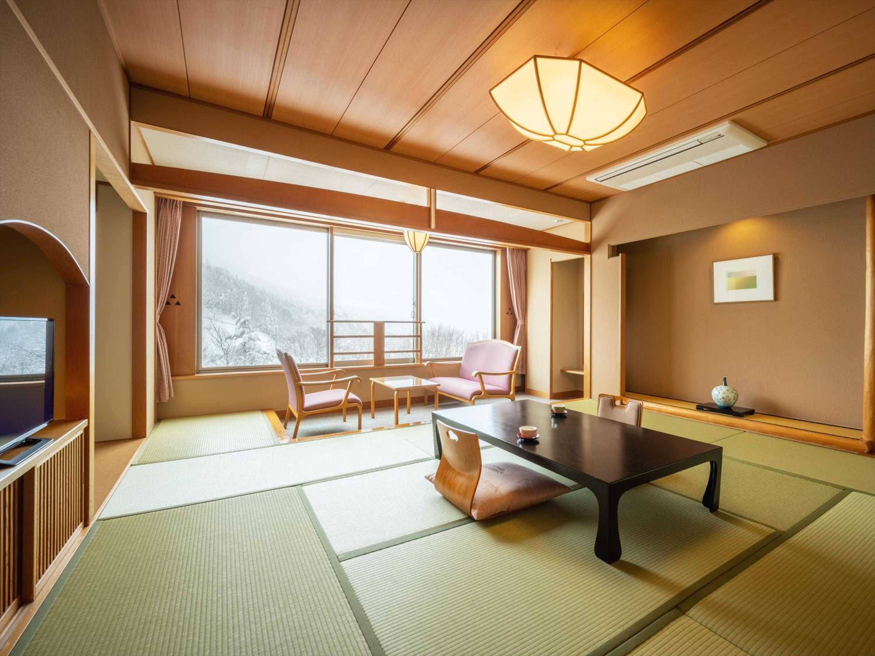 Japanese-Style Room - Non-Smoking - South Building - Photo 5