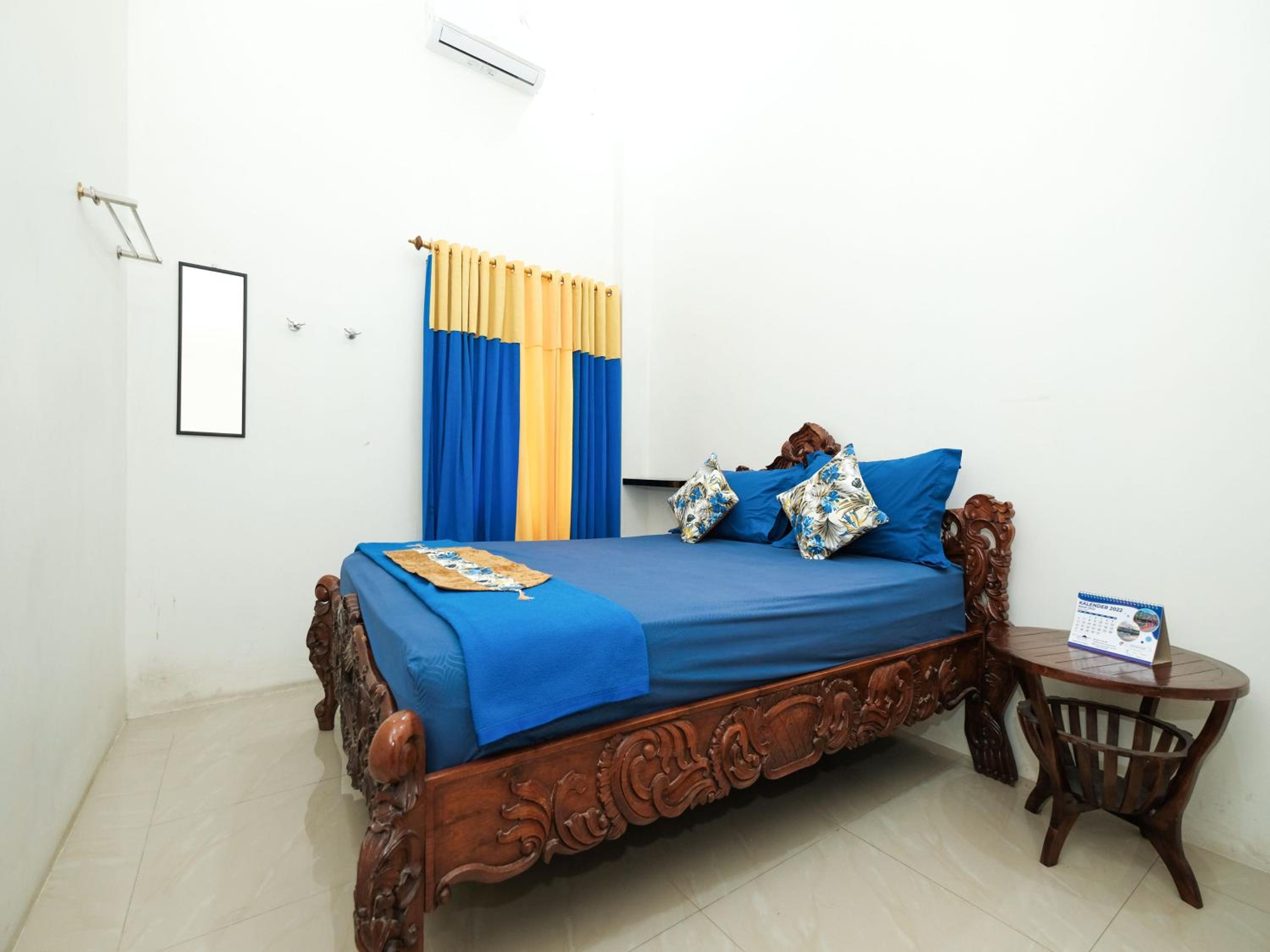 Budget Double Room - Photo 4