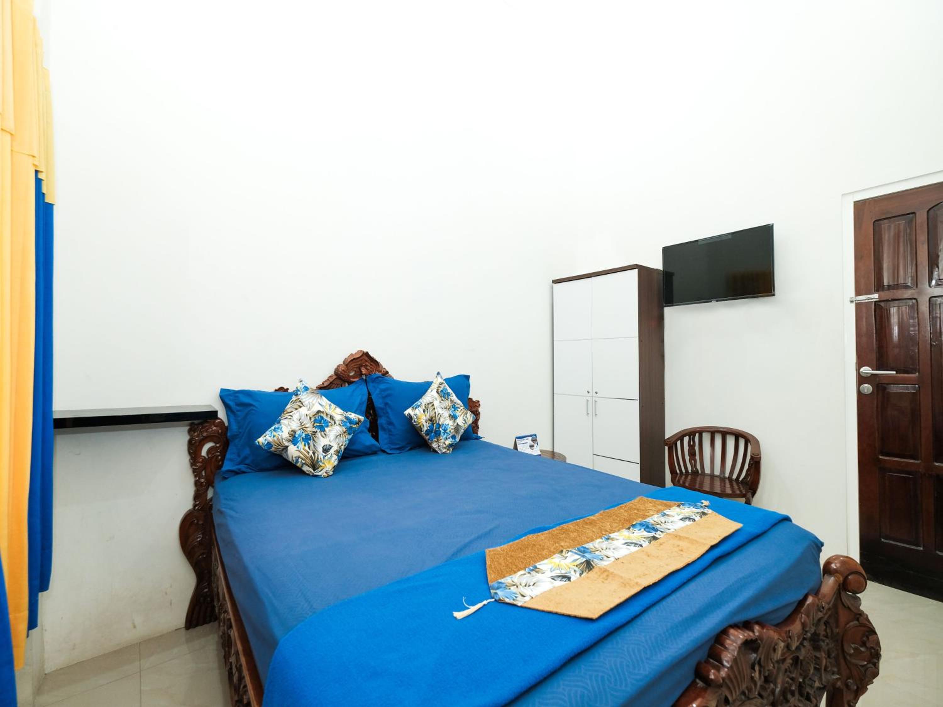 Budget Double Room - Photo 3