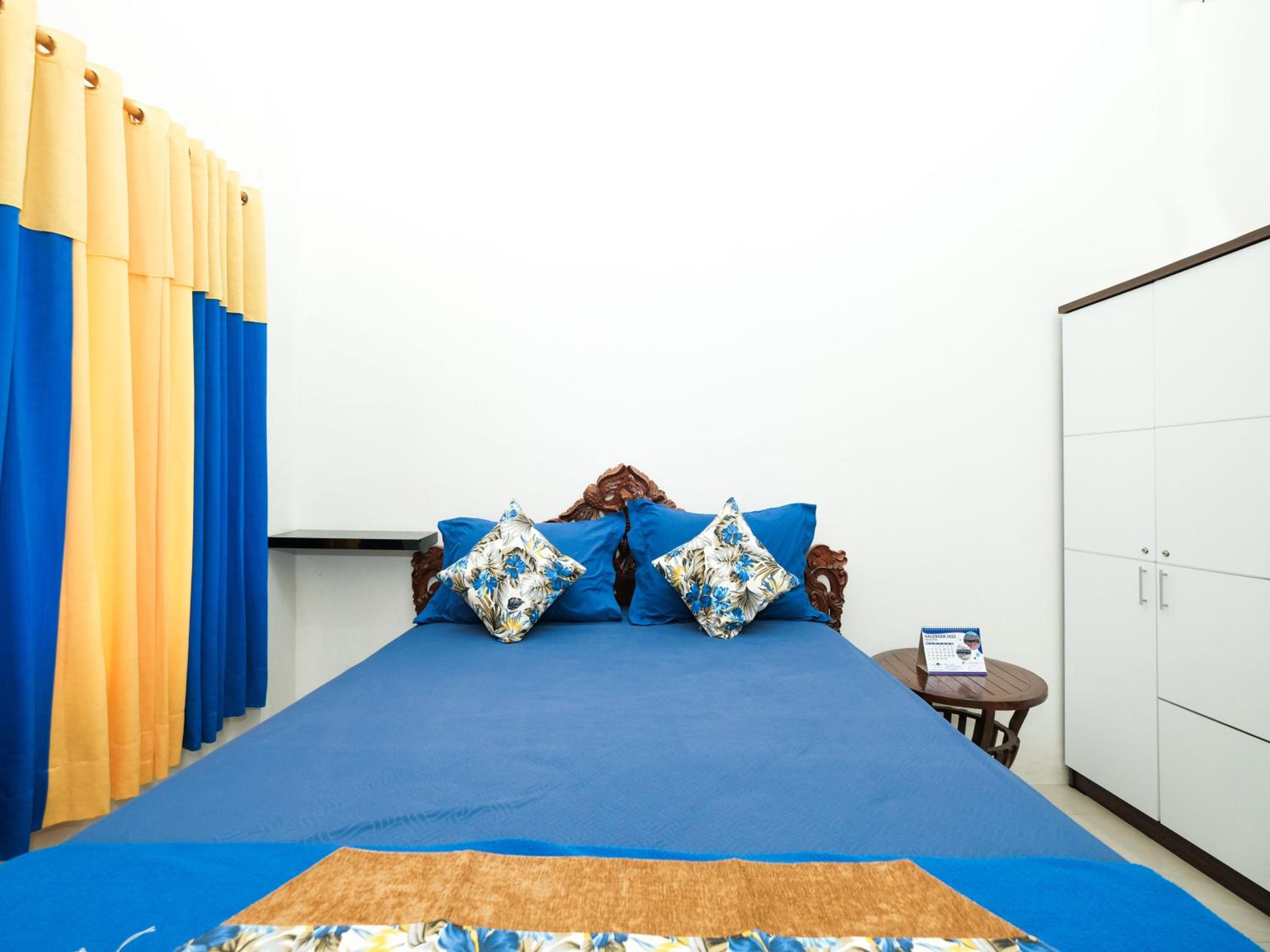 Budget Double Room - Photo 1