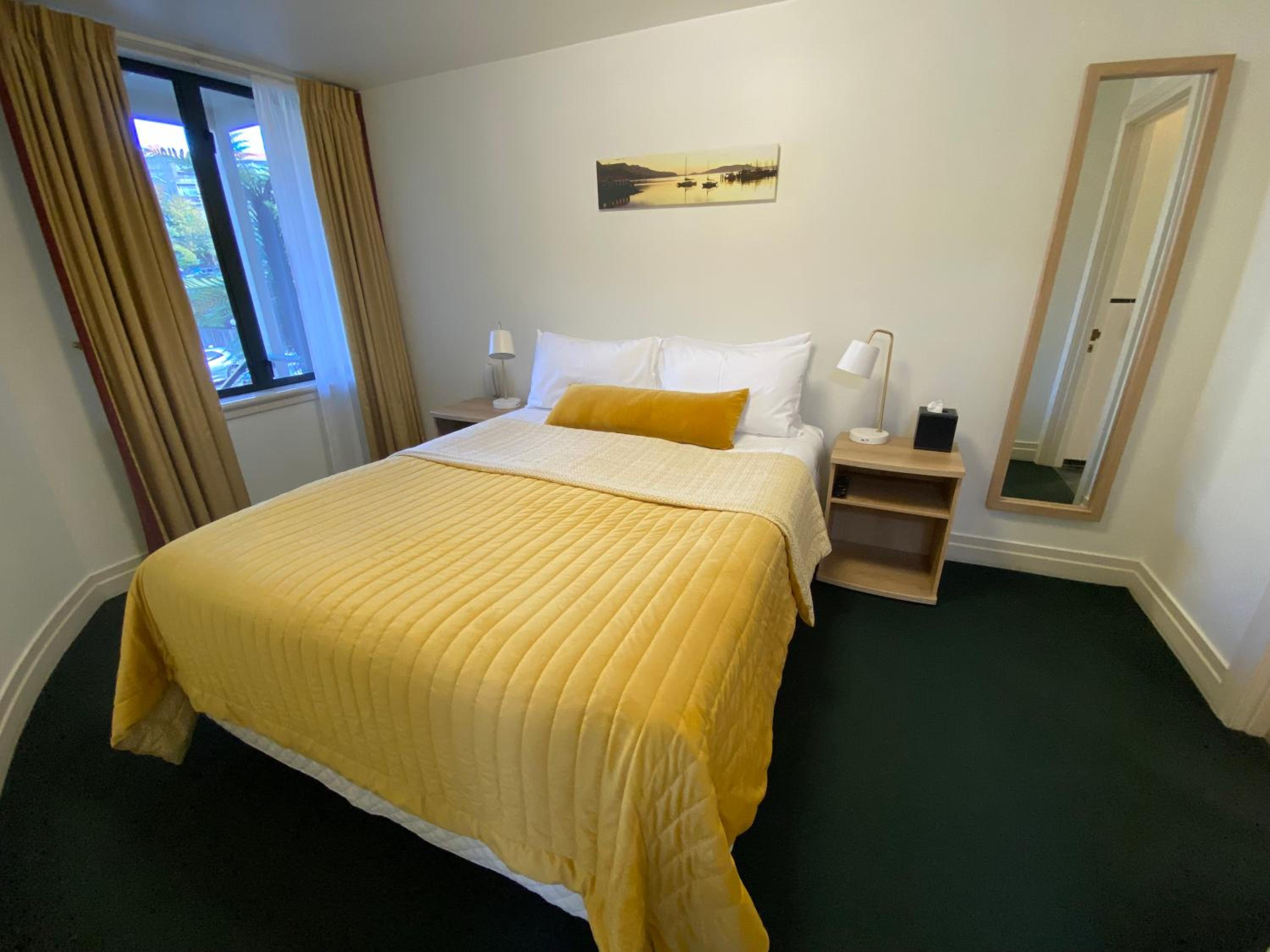 One-Bedroom Suite photo 1