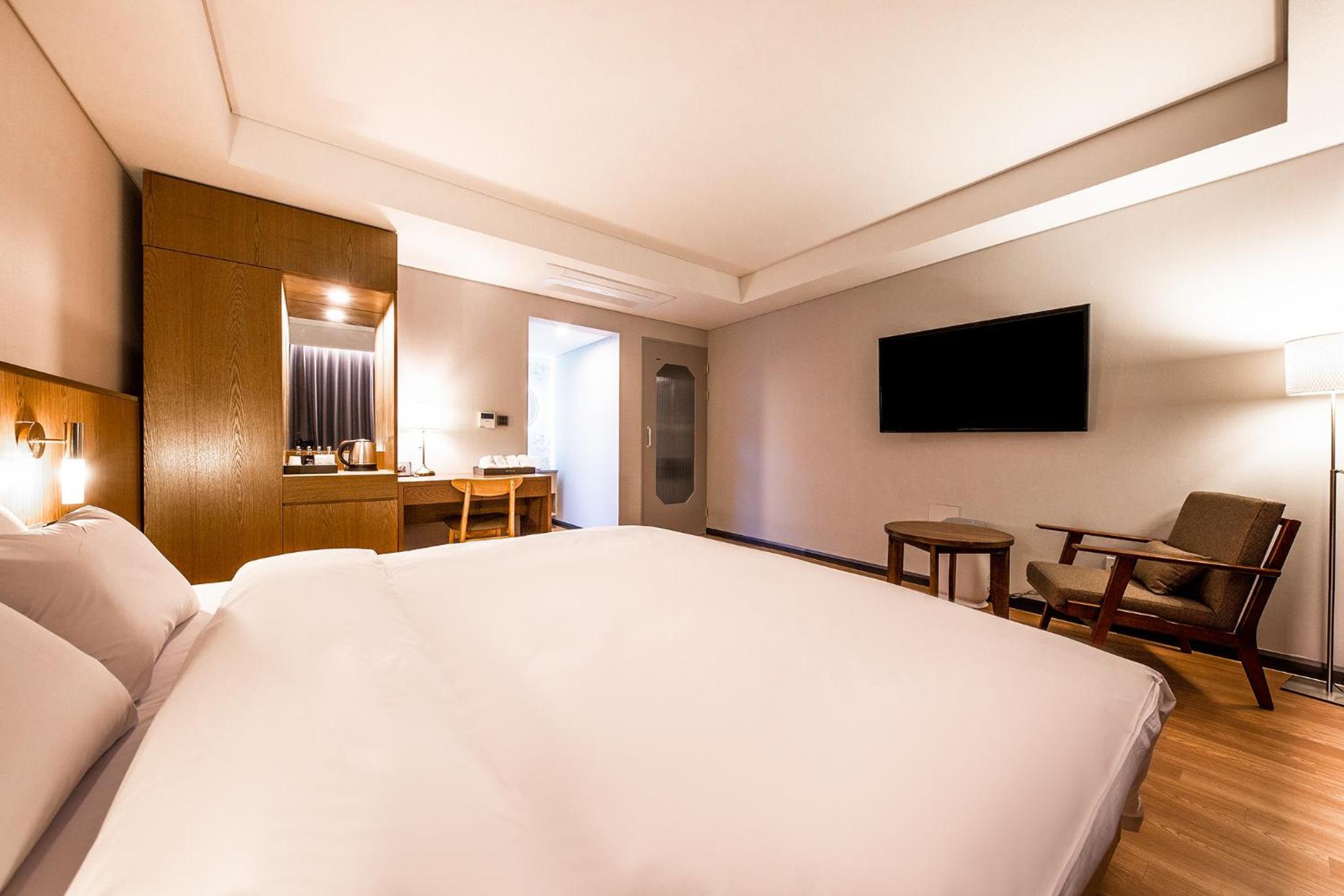 Double Room - Photo 1