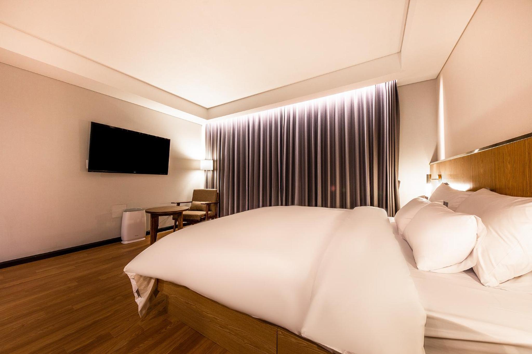 Double Room - Photo 4