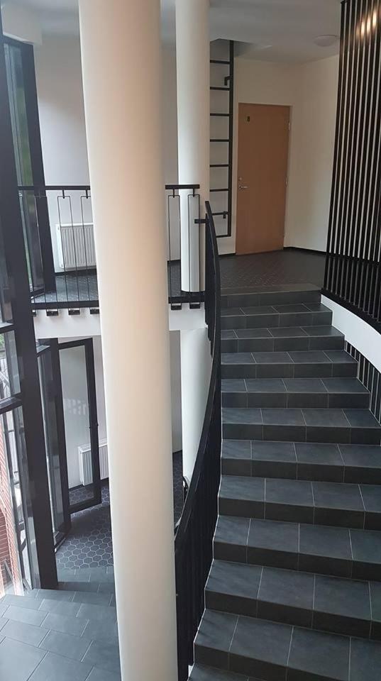 Apartment with Balcony - Photo 20