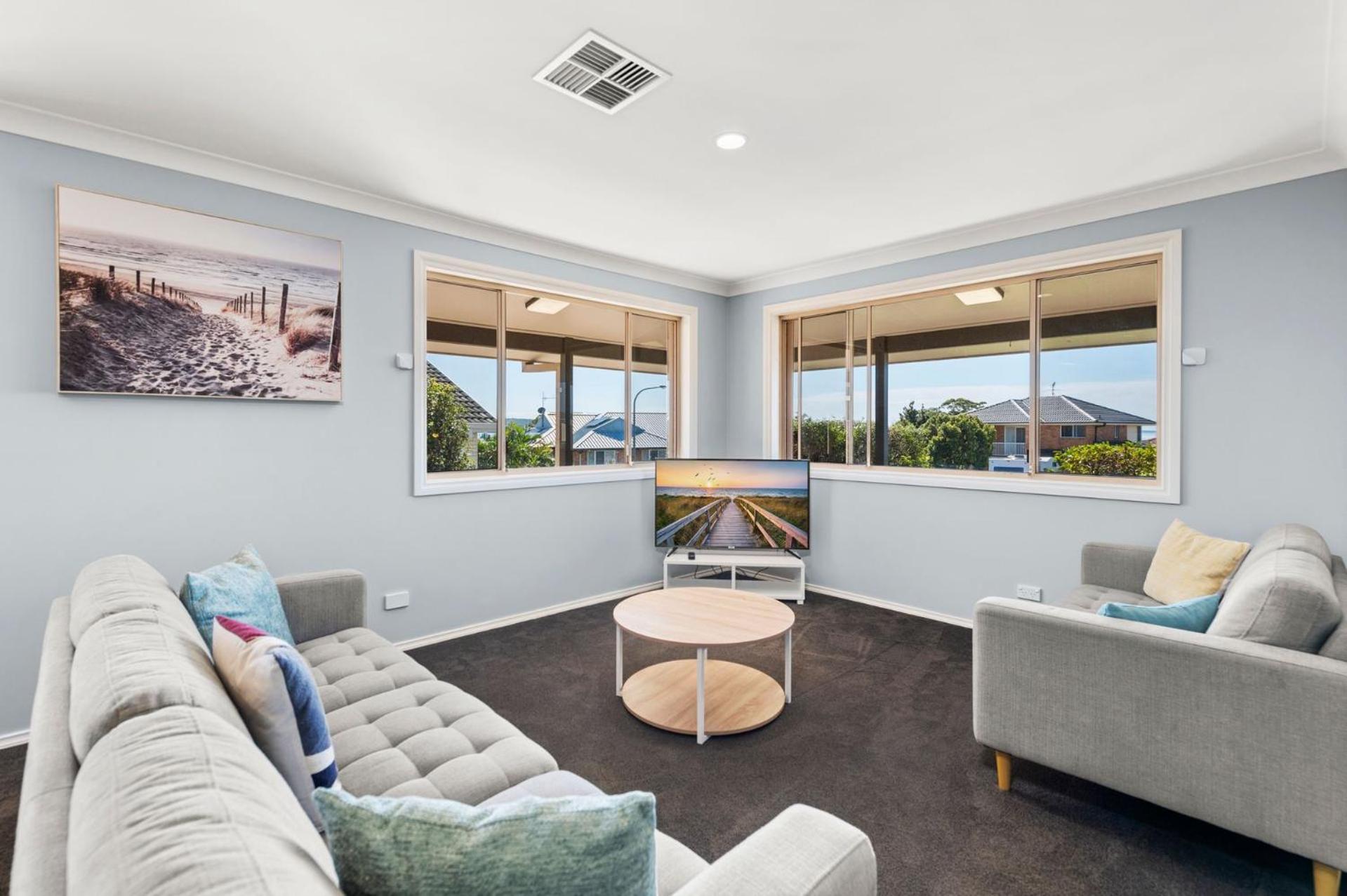 Three-Bedroom House photo 1