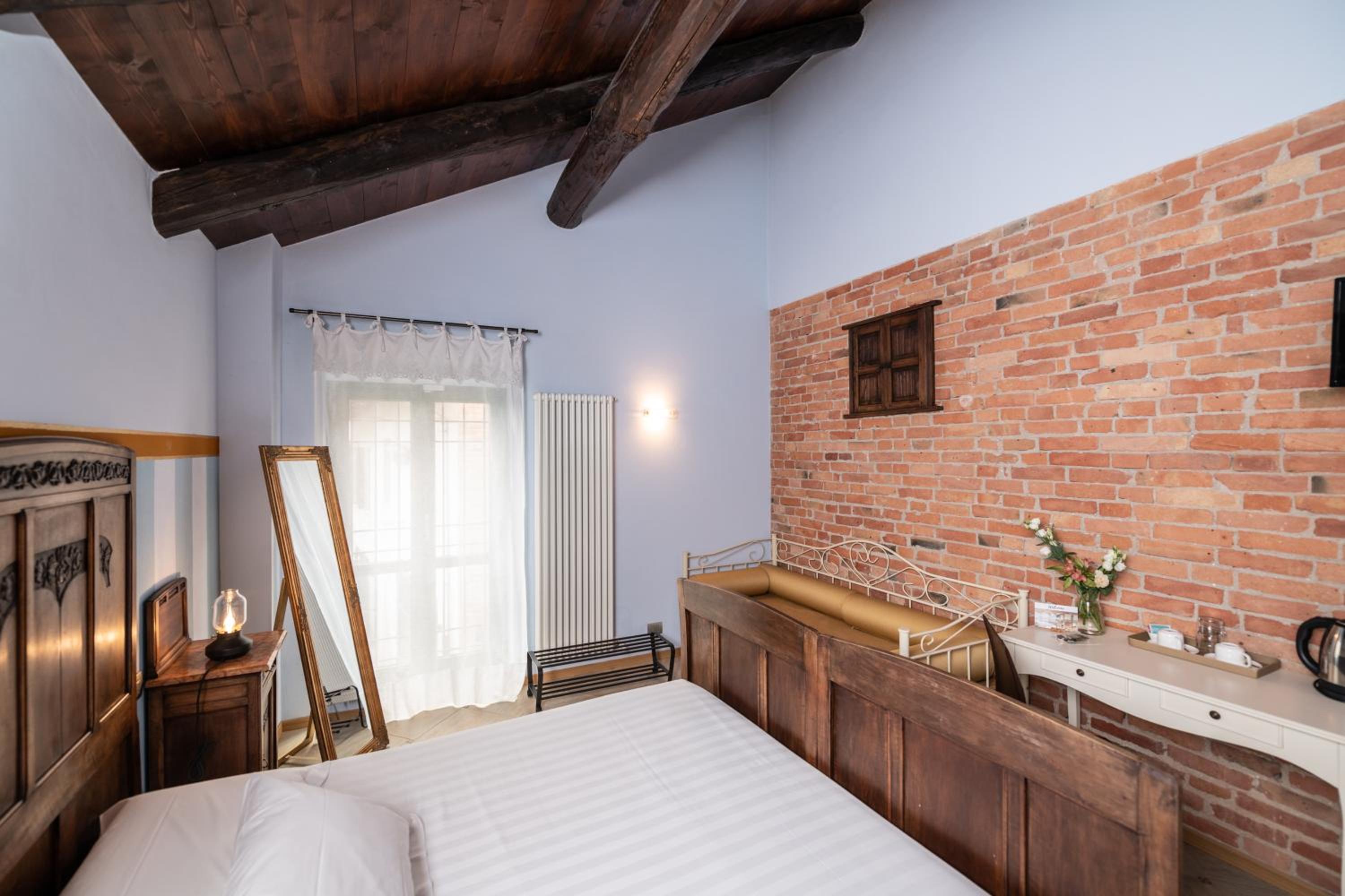 Triple Room with Private Bathroom - Photo 2