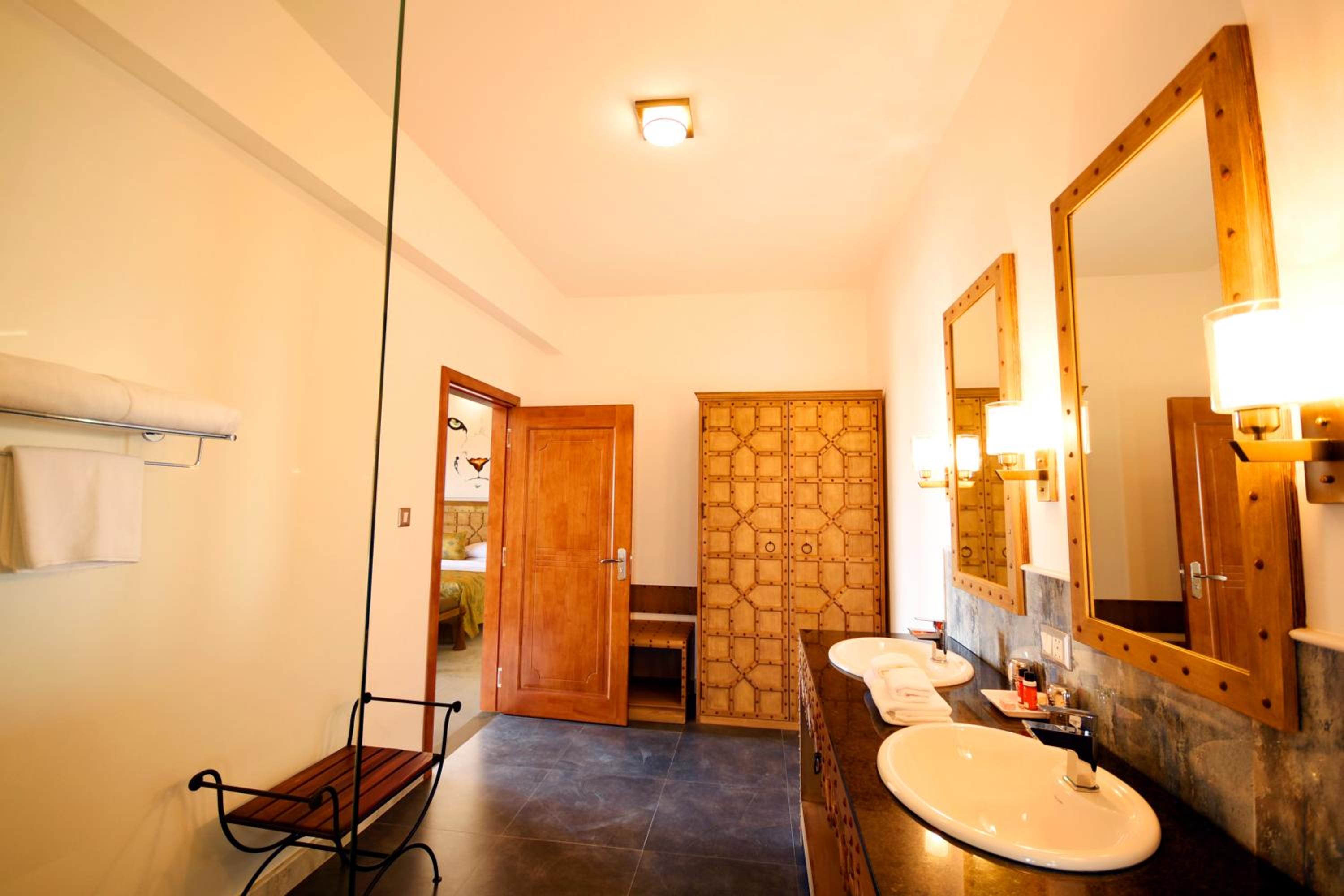 Superior Suite with Balcony: Early check in by 3 hrs till July'26