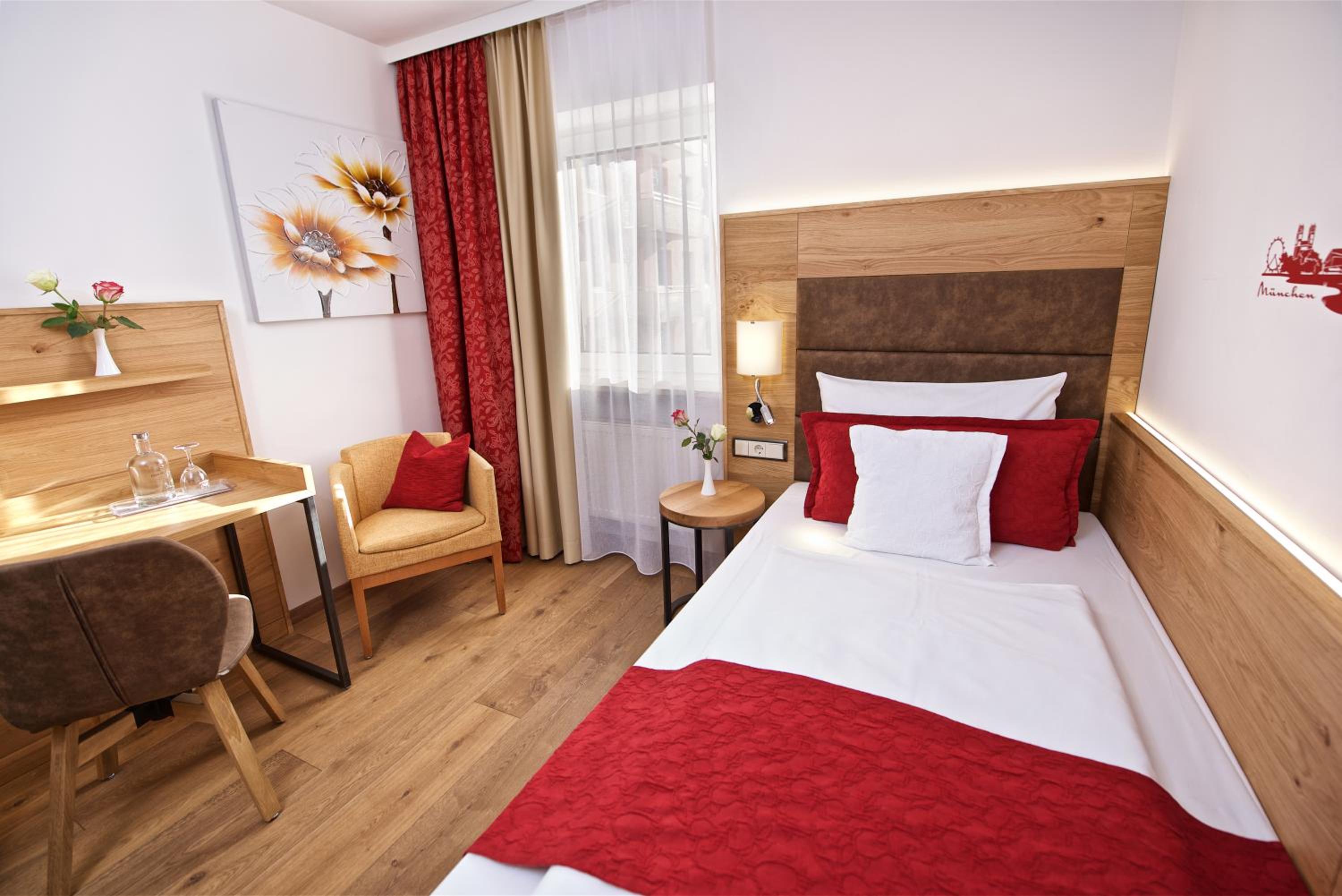 Single Room photo 2