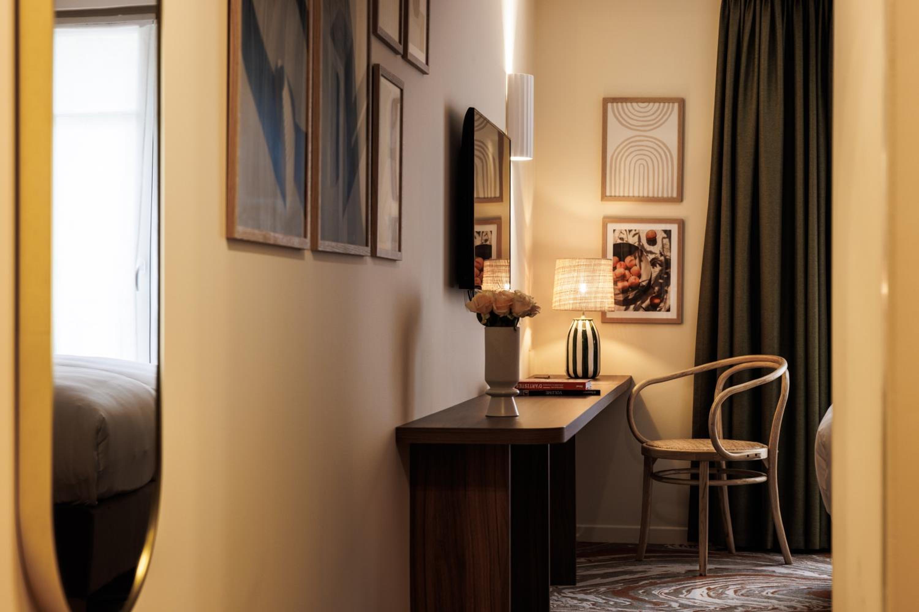Classic Queen Room - Photo 1