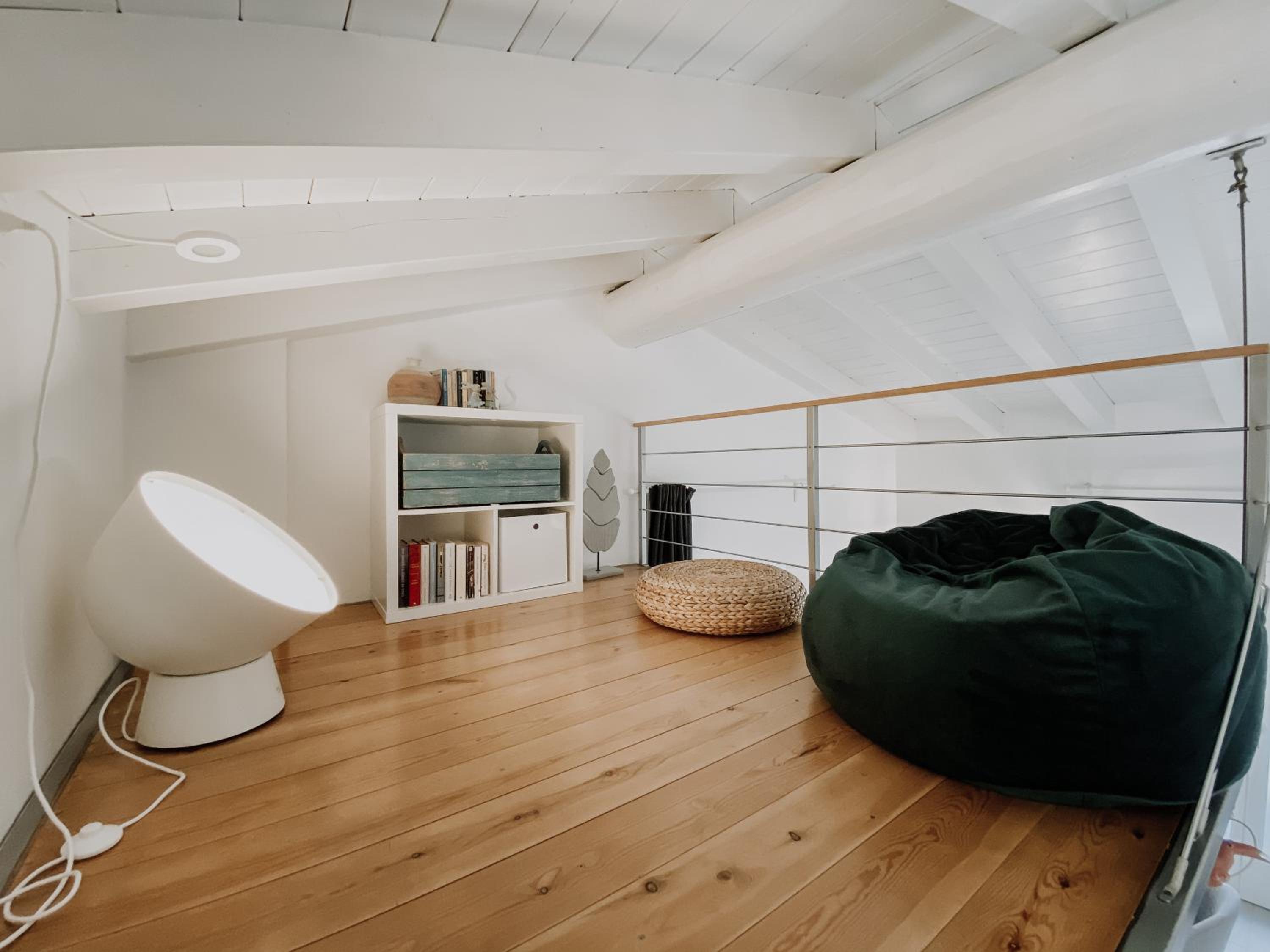 One-Bedroom Apartment - Photo 16