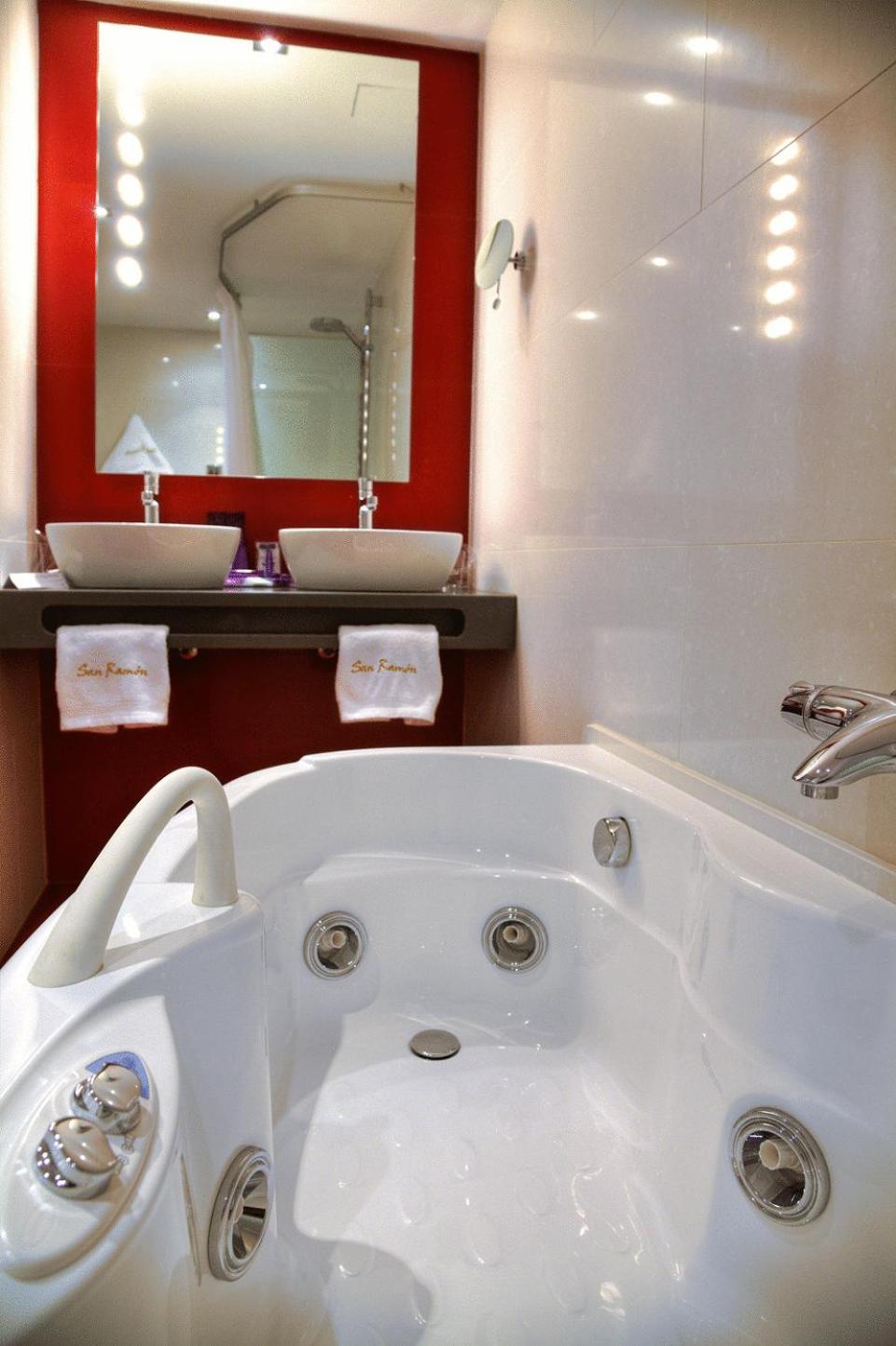 Superior Double Room - Photo 10