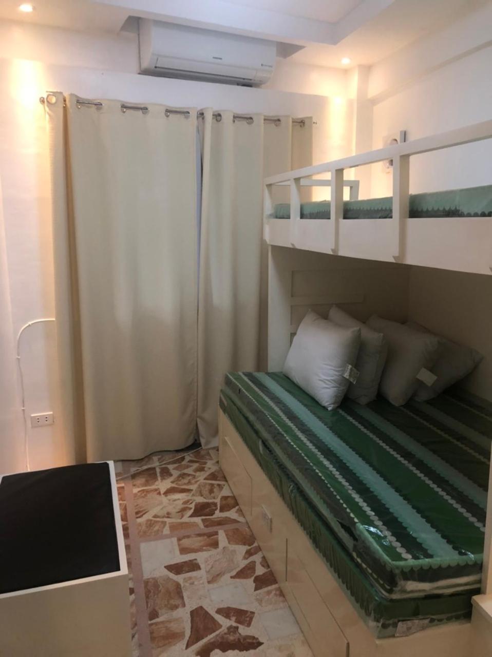 Apartment - Photo 2