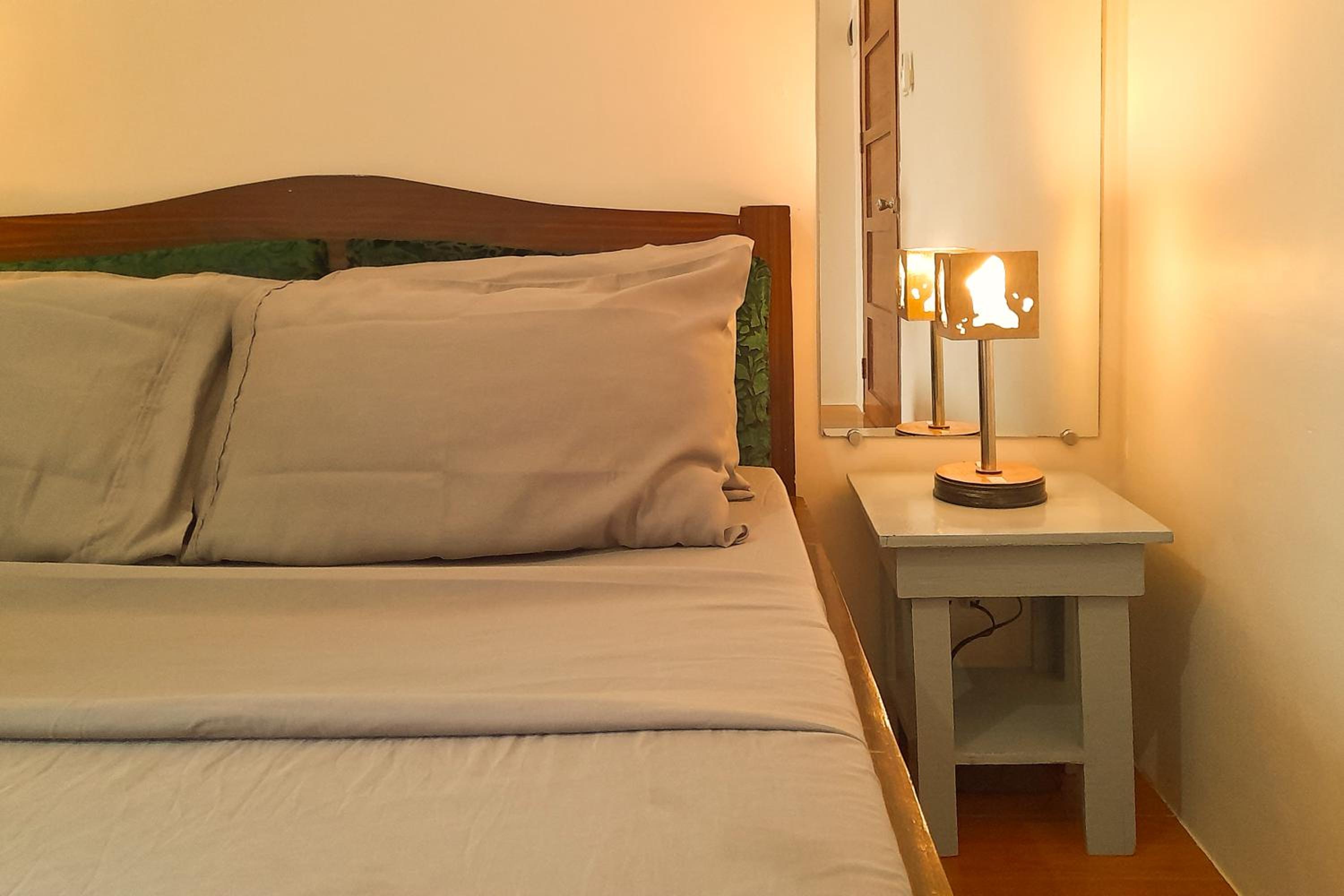 Double Room with Balcony - Photo 3