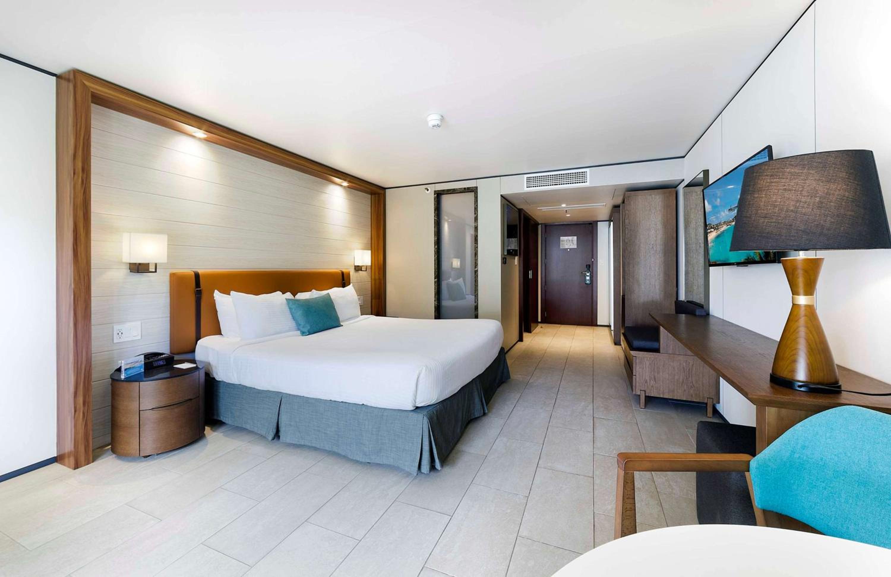 Signature Ocean View King - Photo 12