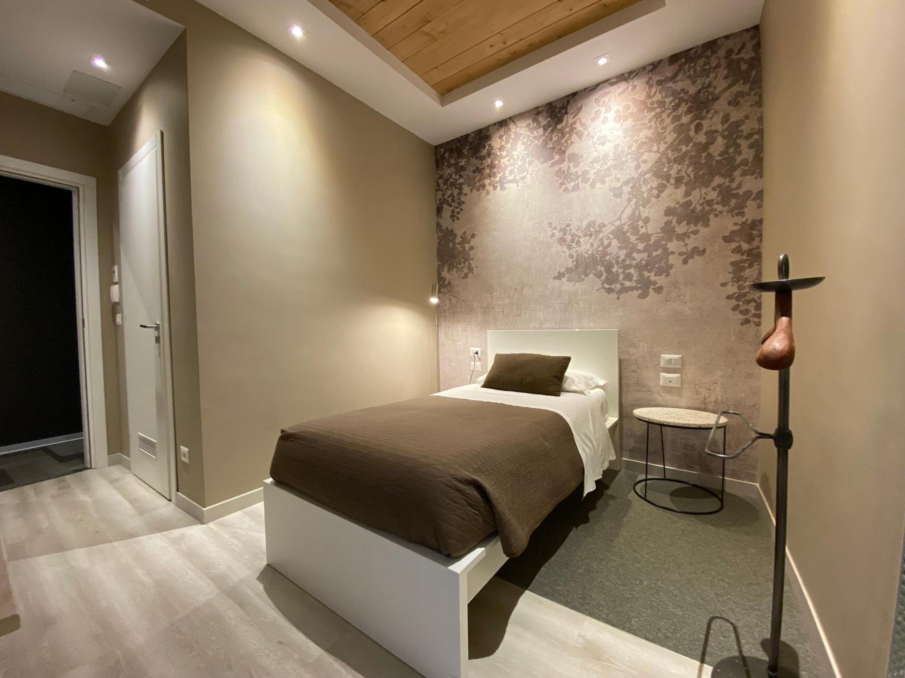 Deluxe Single Room with Balcony