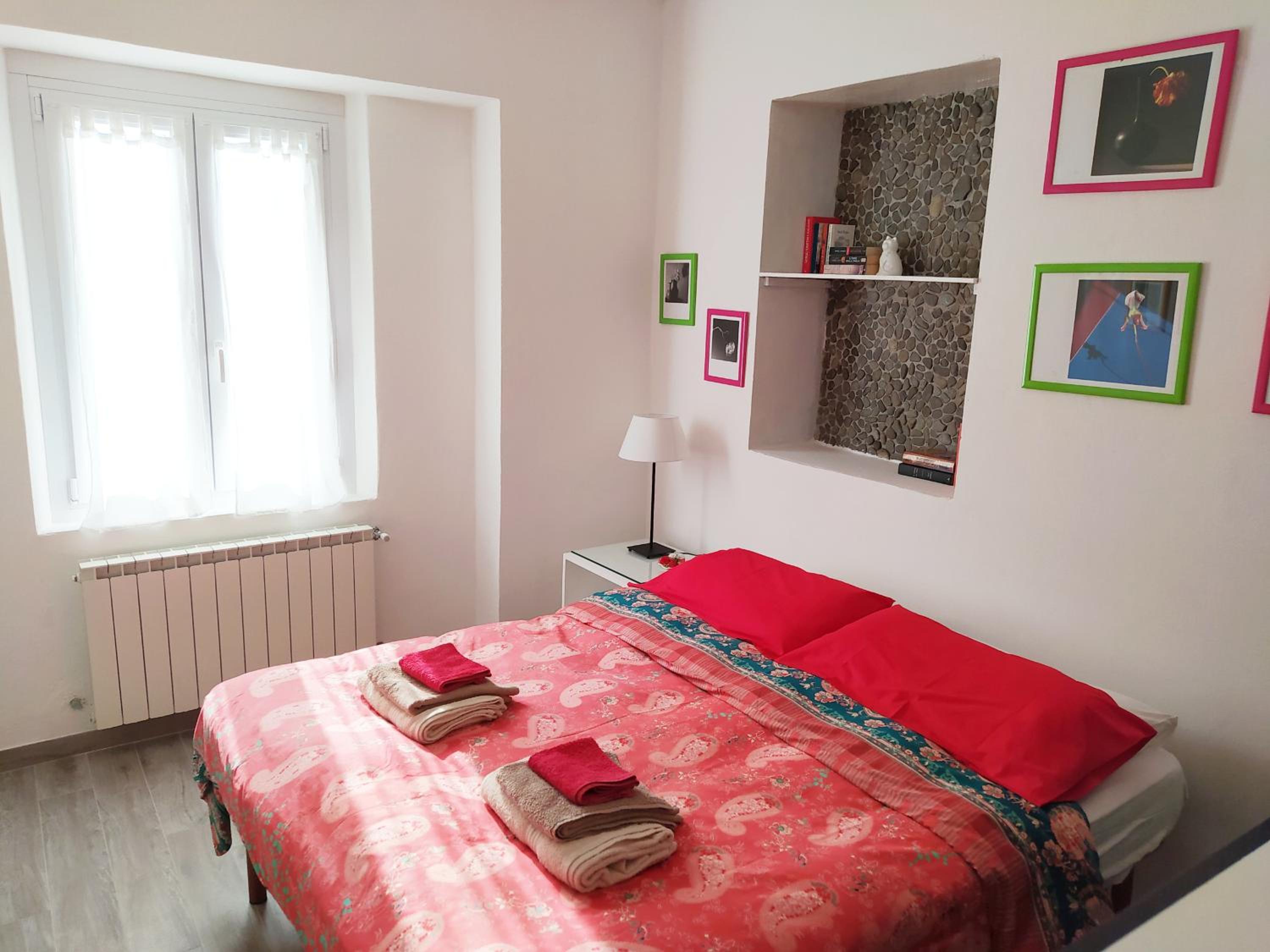 One-Bedroom Apartment with Patio photo 1