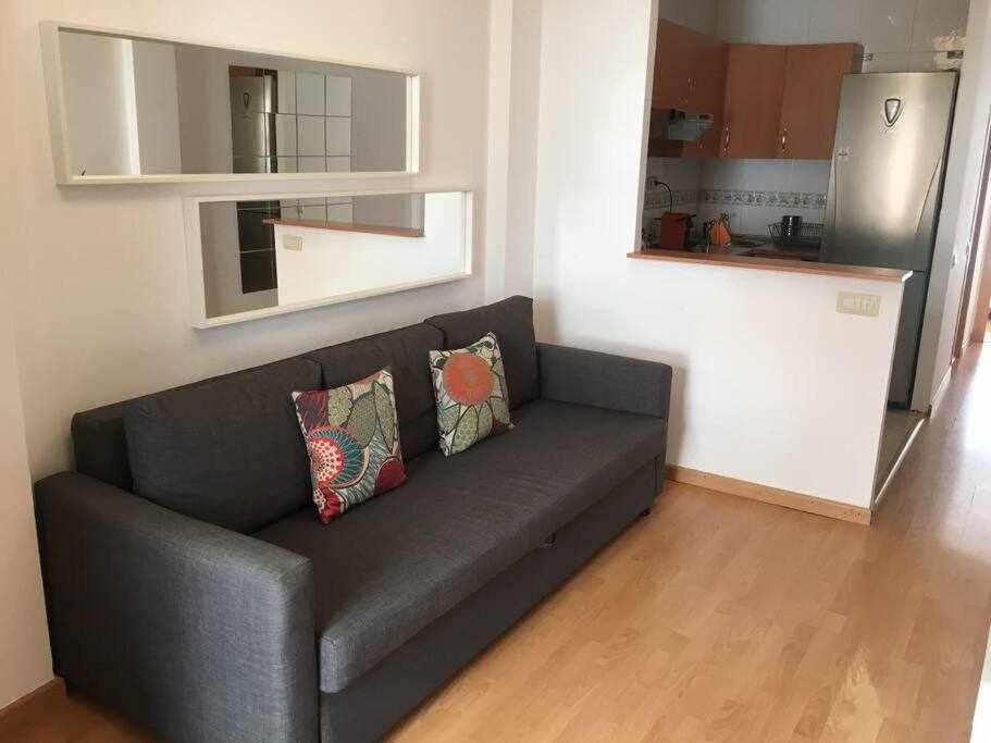 Studio Apartment photo 2