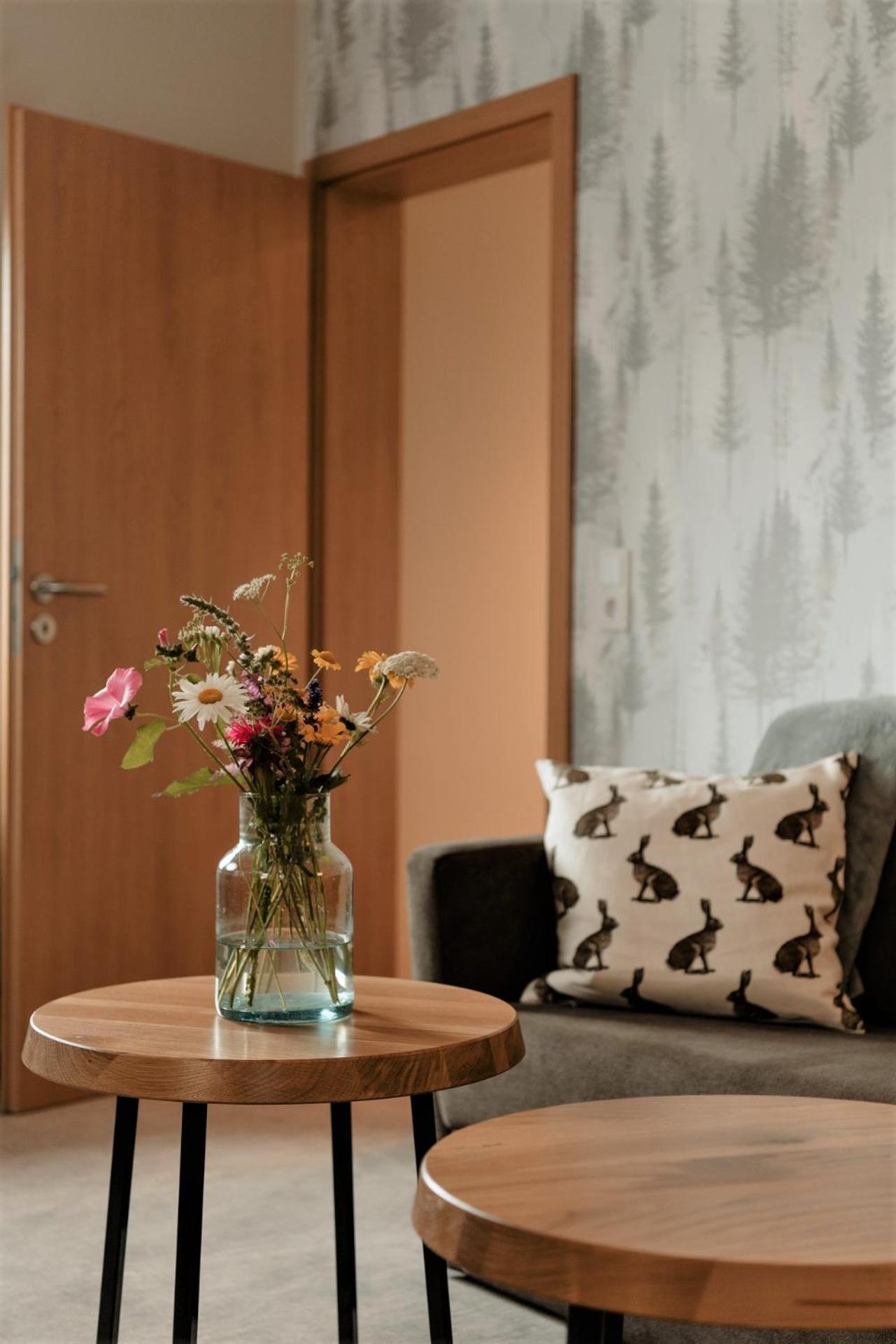 One-Bedroom Suite - Photo 7