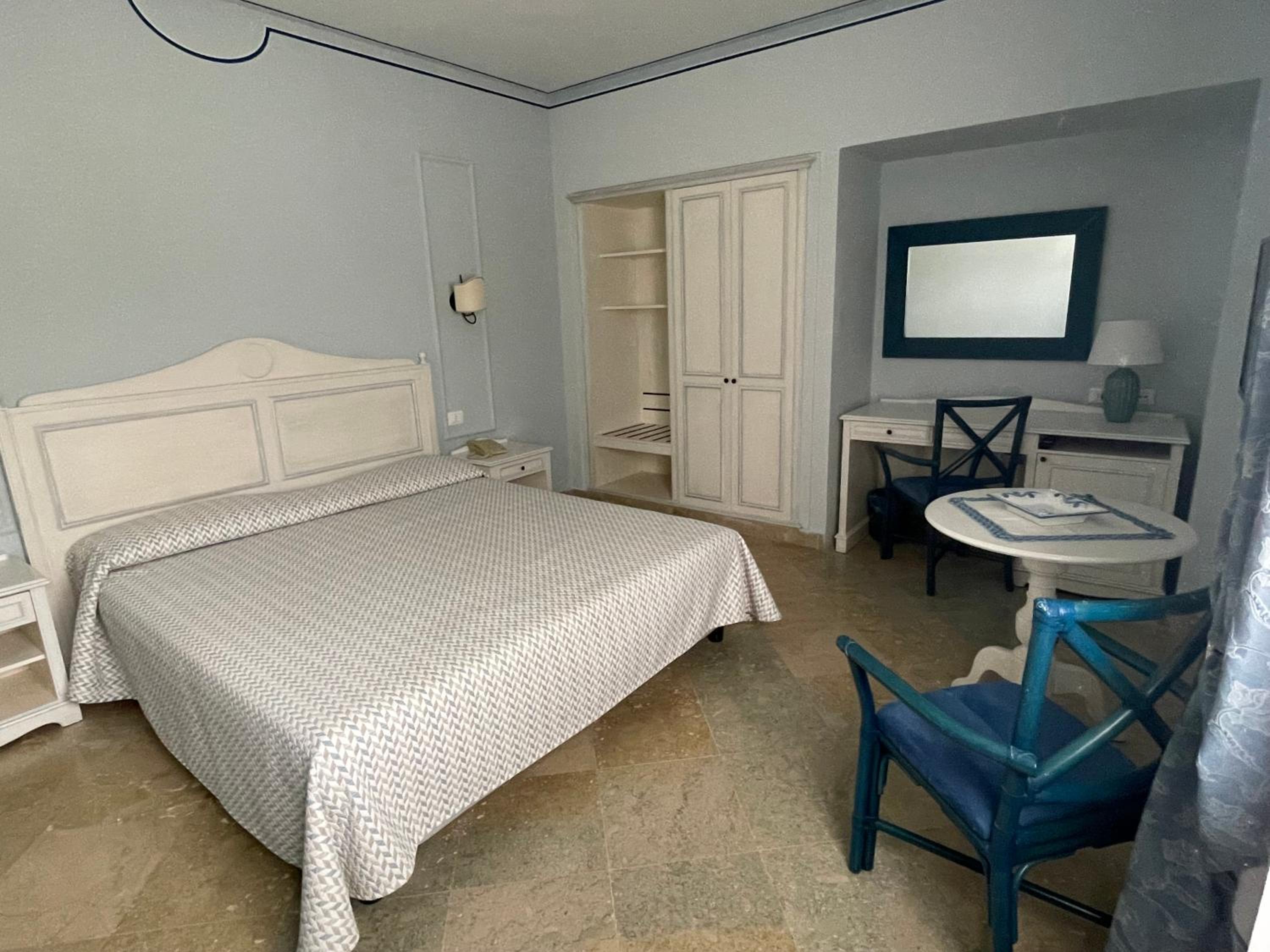 Triple Room with Garden View - Photo 4
