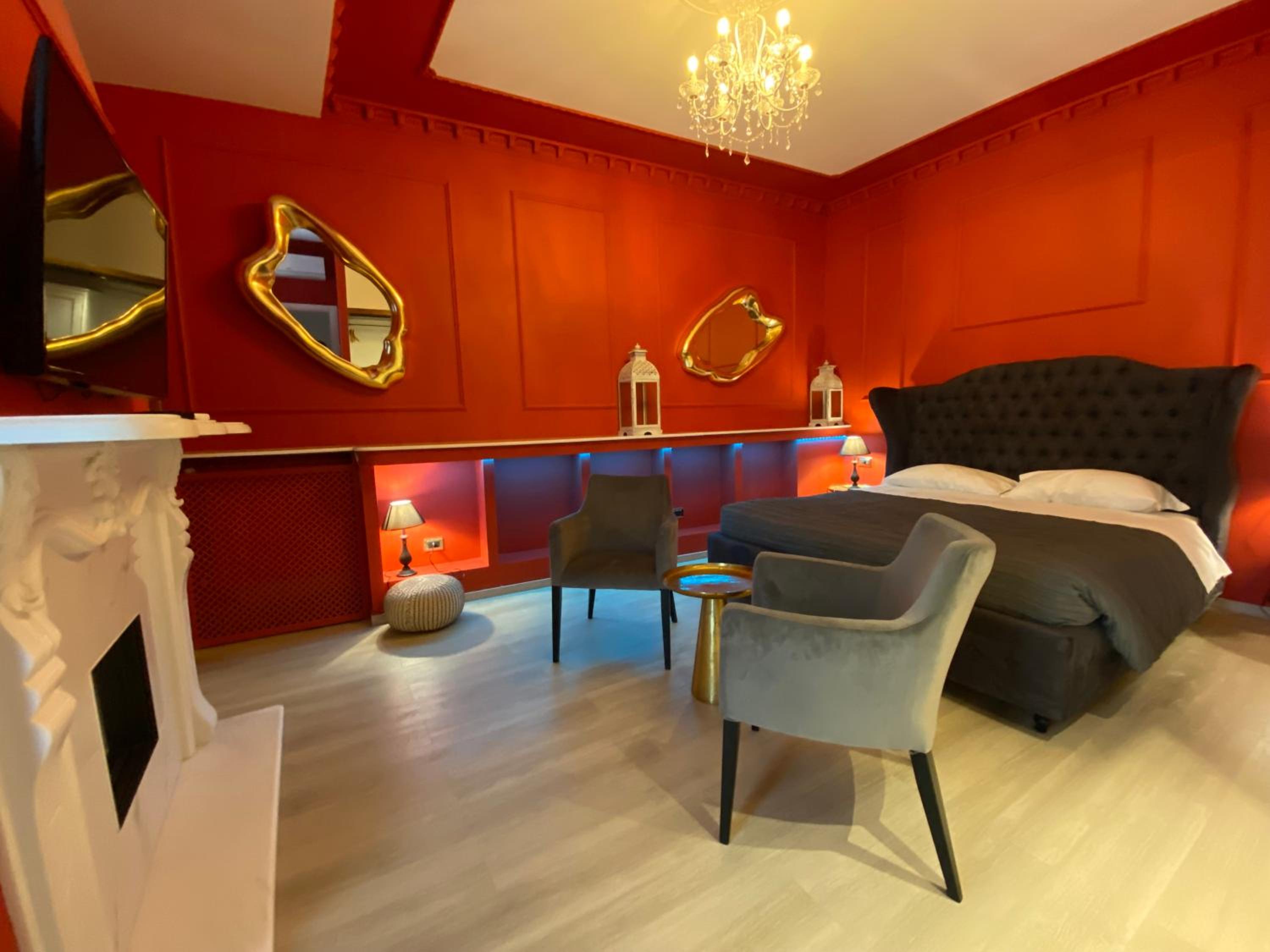 Superior King Room - Photo 4