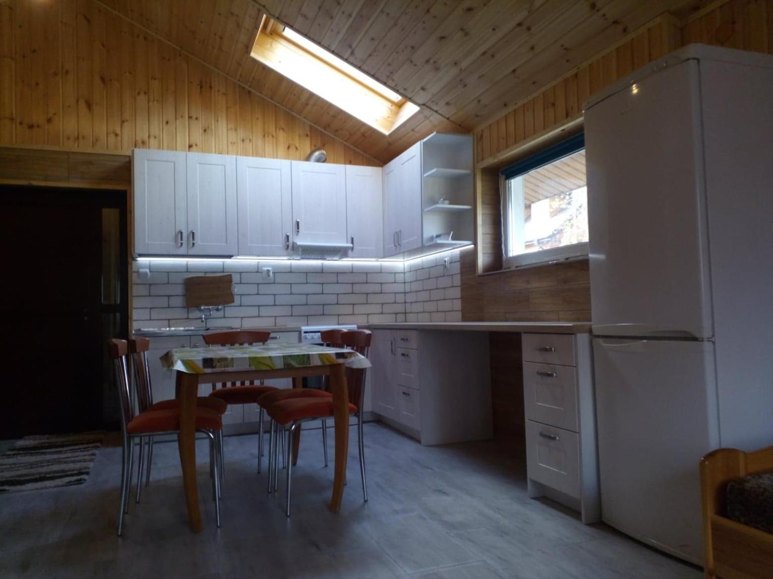 Two-Bedroom Apartment - Photo 6
