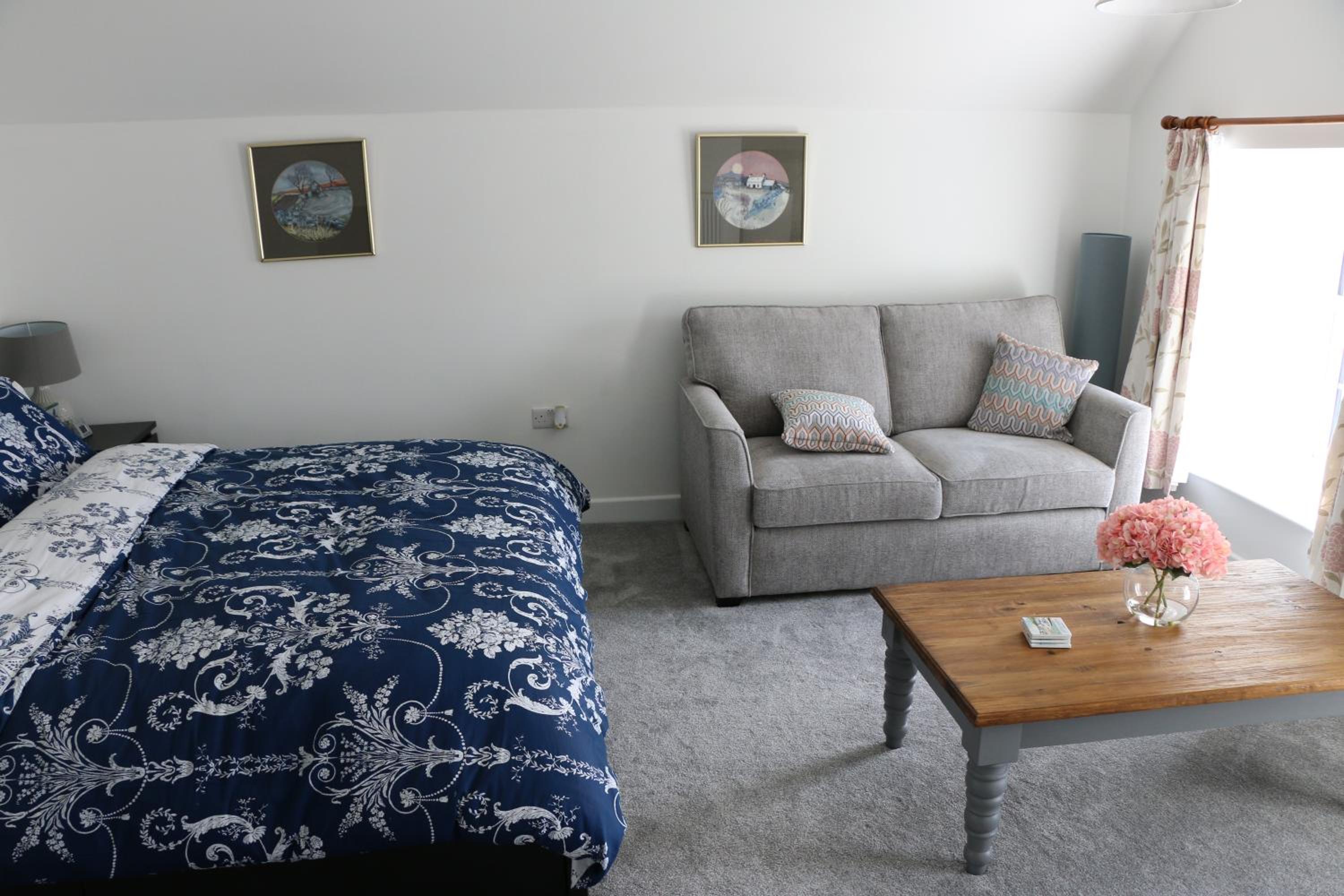 Superior King Room photo 2