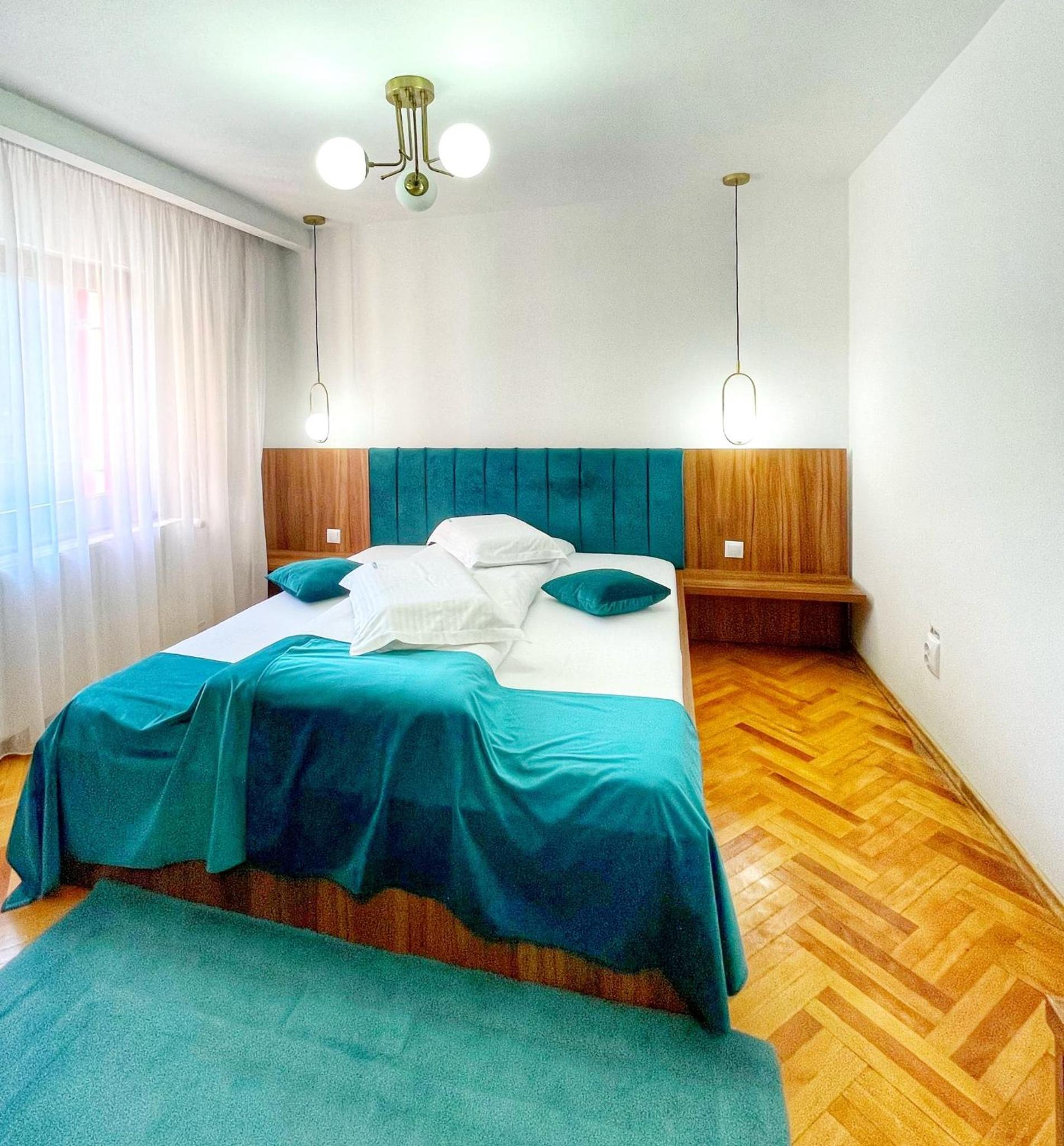 Double Room - Photo 3