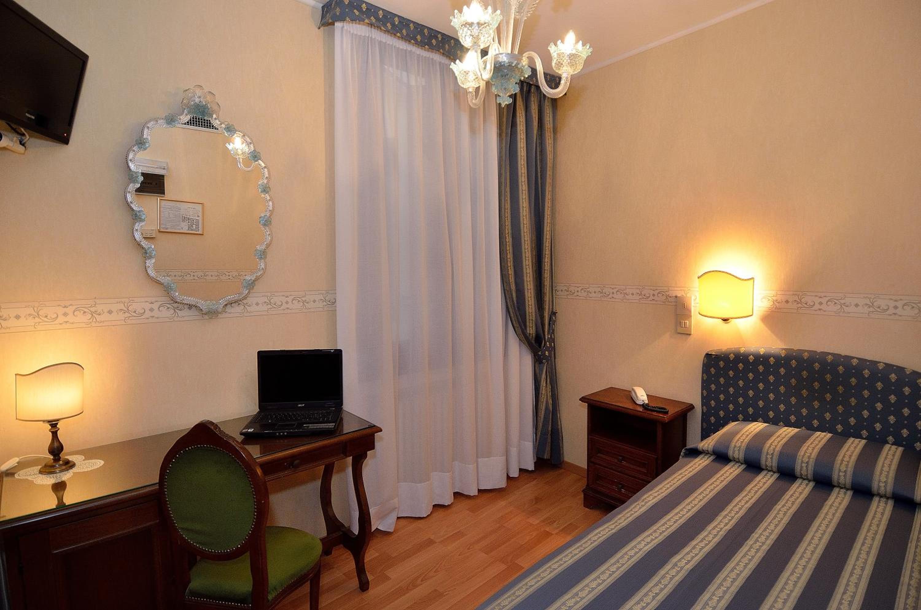 Economy Single Room photo 2