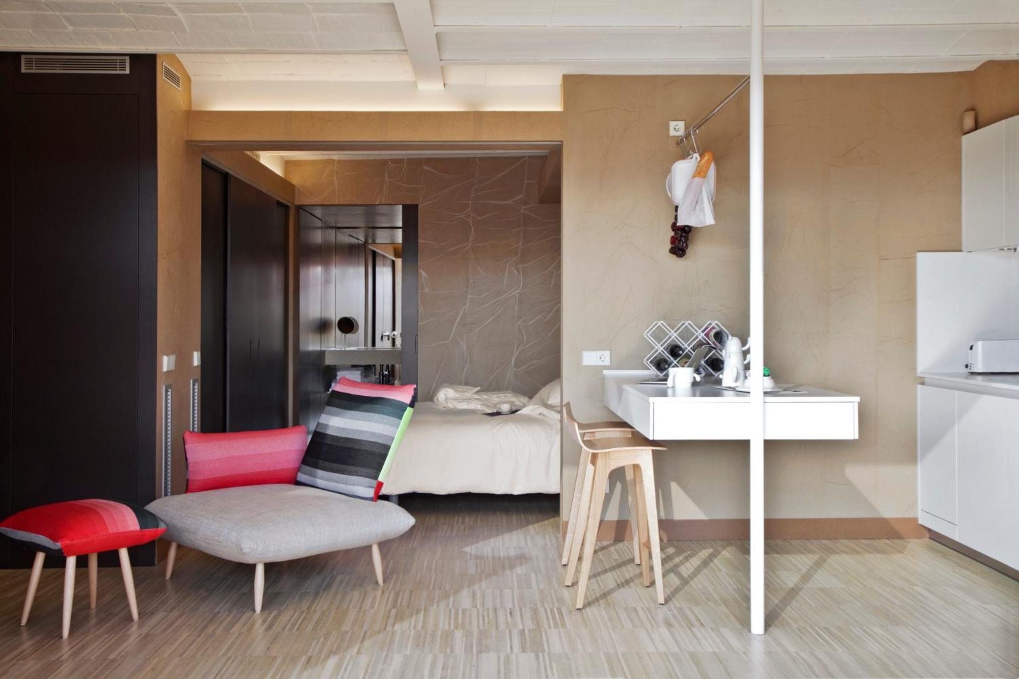 Ático de una habitación con terraza