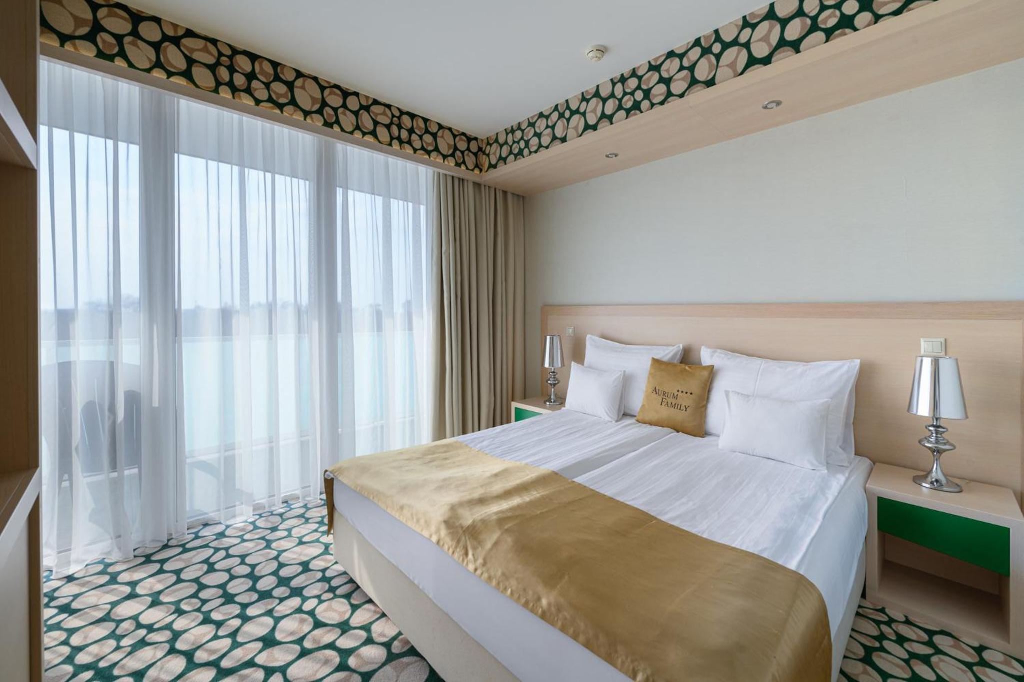 Deluxe Suite photo 1