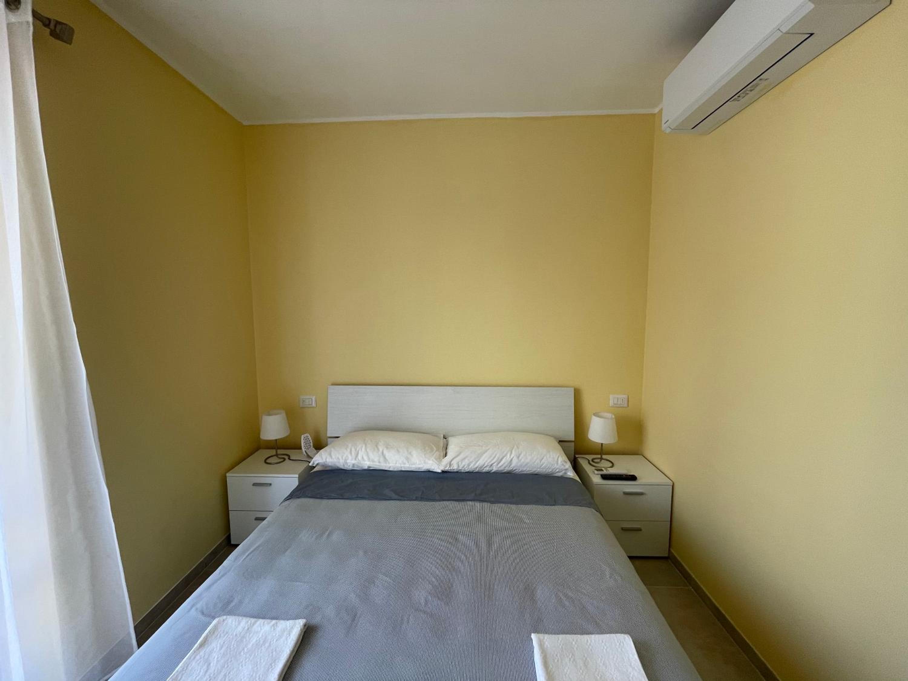 Double Room with Private Bathroom photo 3