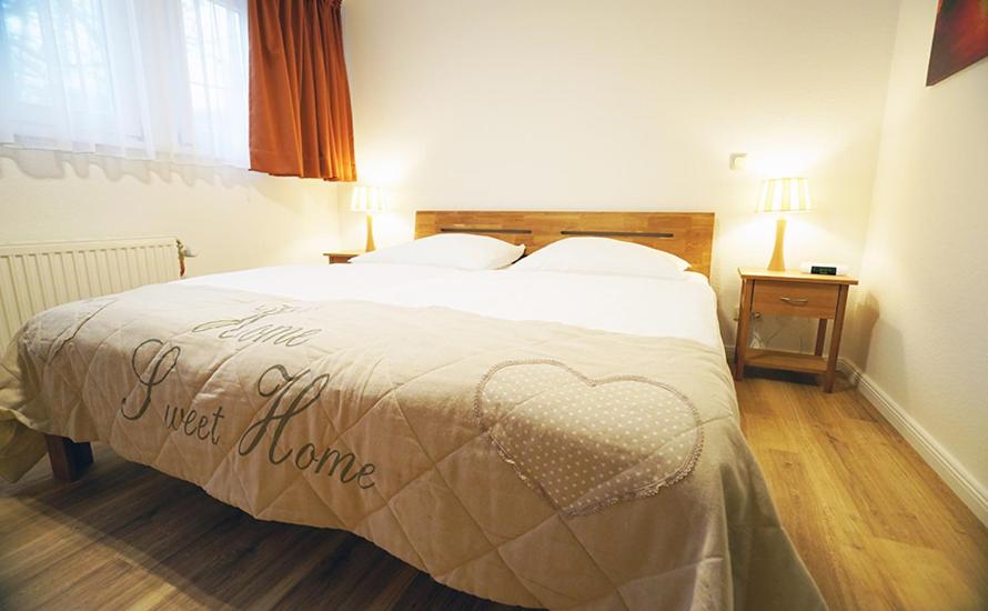 Triple Room - Photo 13