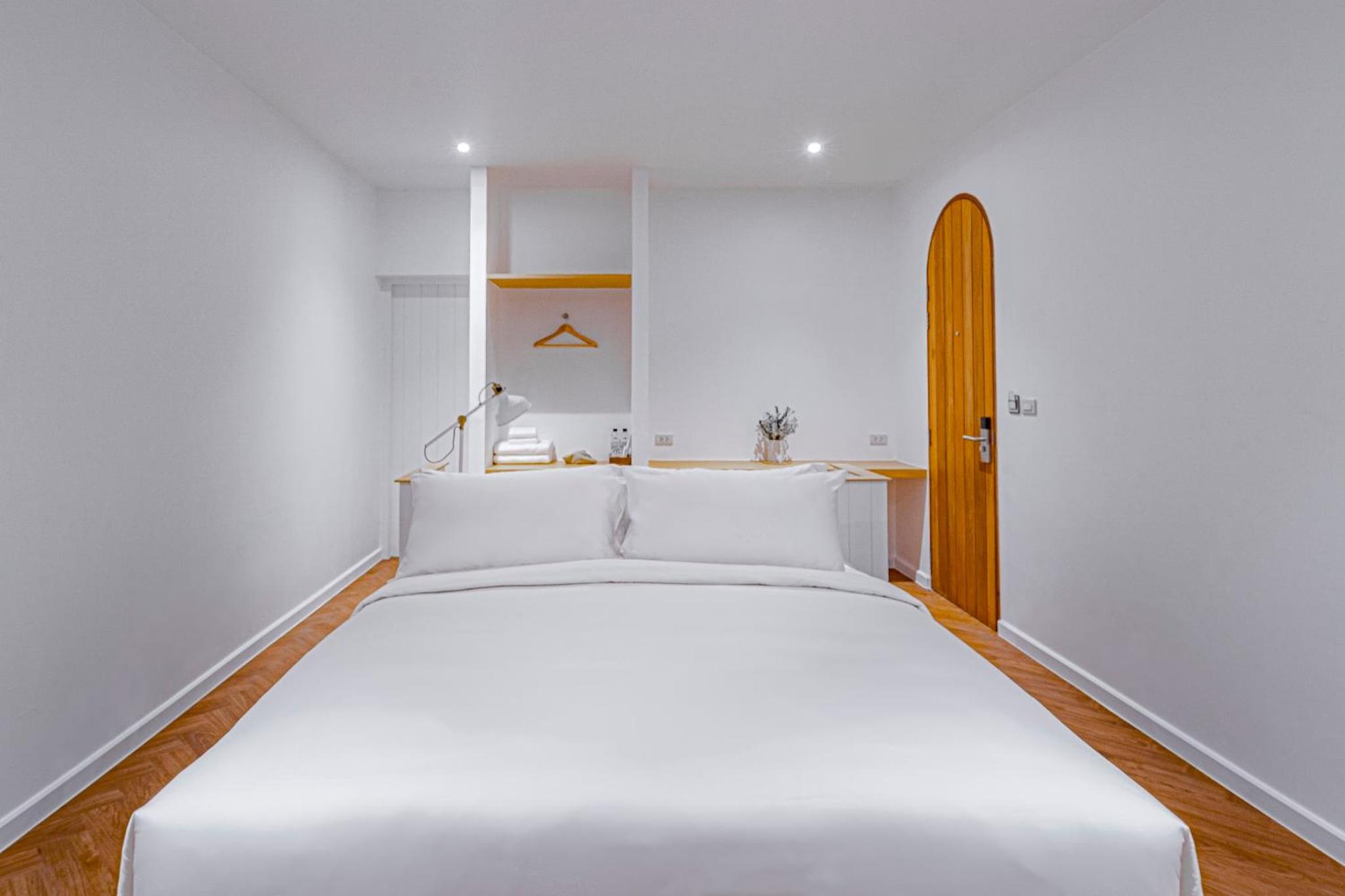 Junior Suite with Balcony photo 2