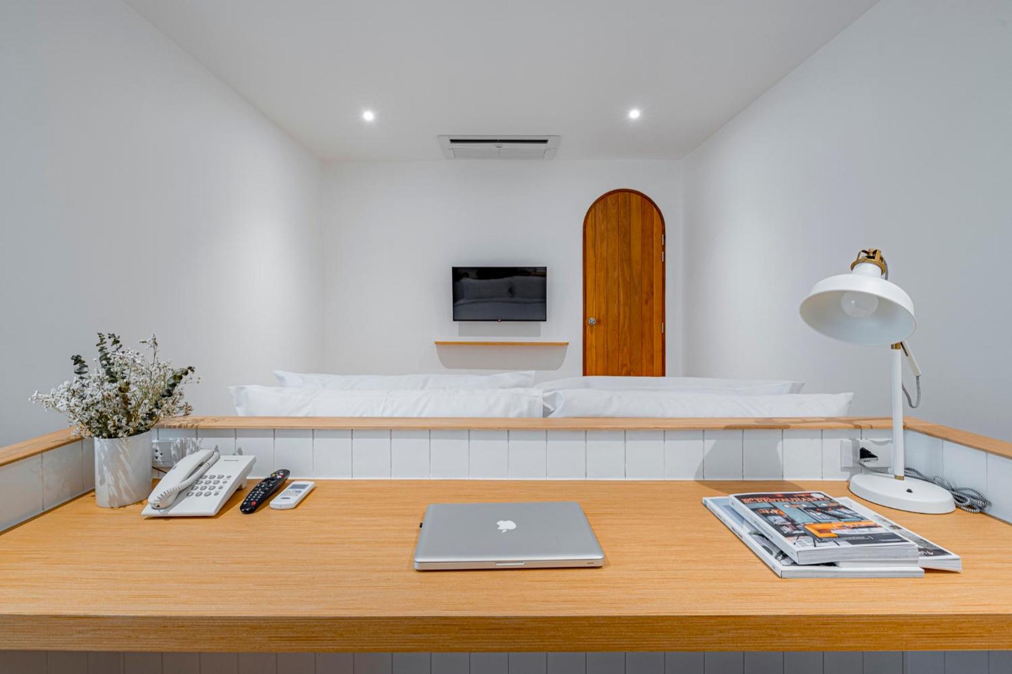 Junior Suite with Balcony photo 1