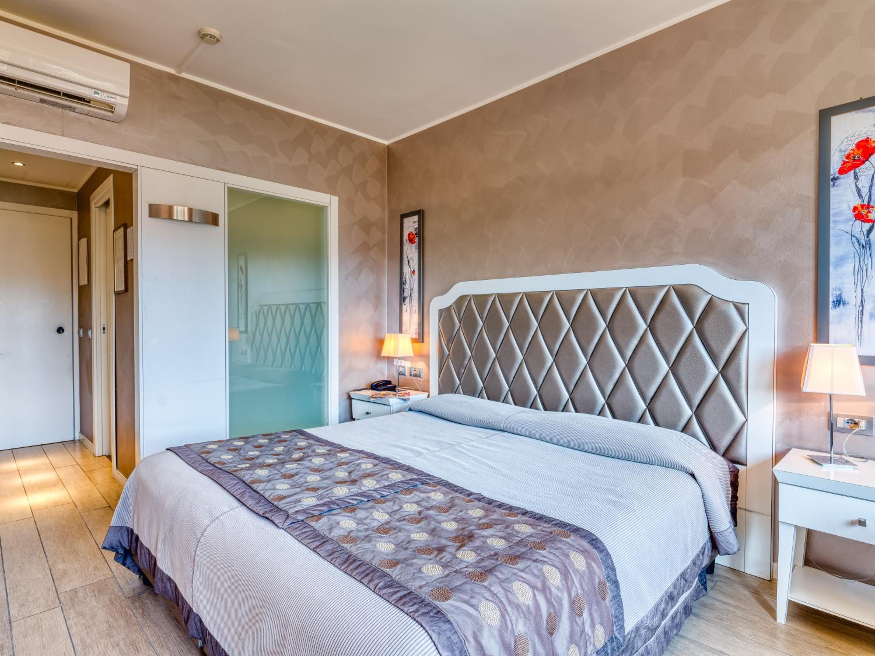 Superior Double Room - Photo 4