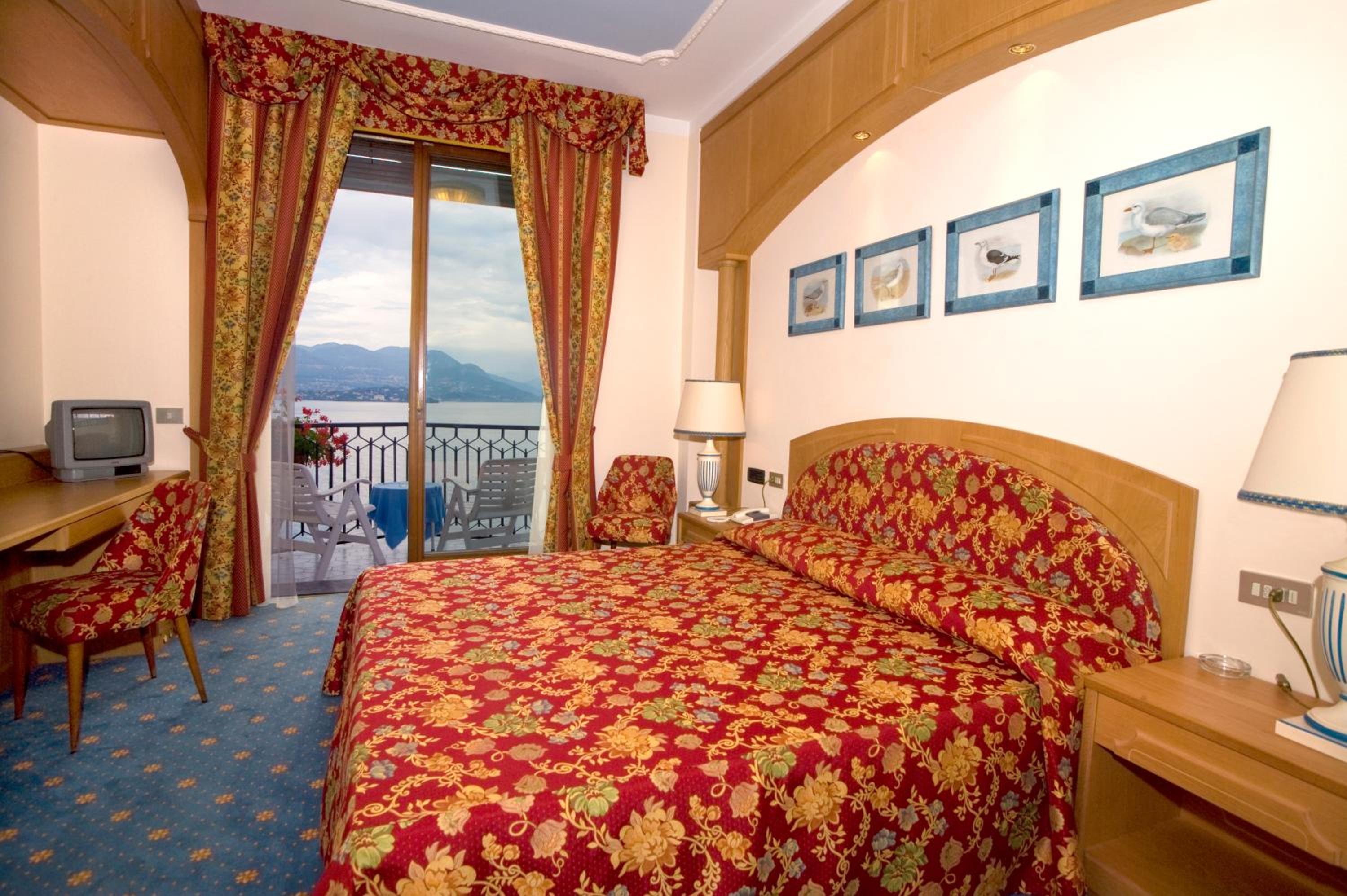 Deluxe Double Room - Photo 12