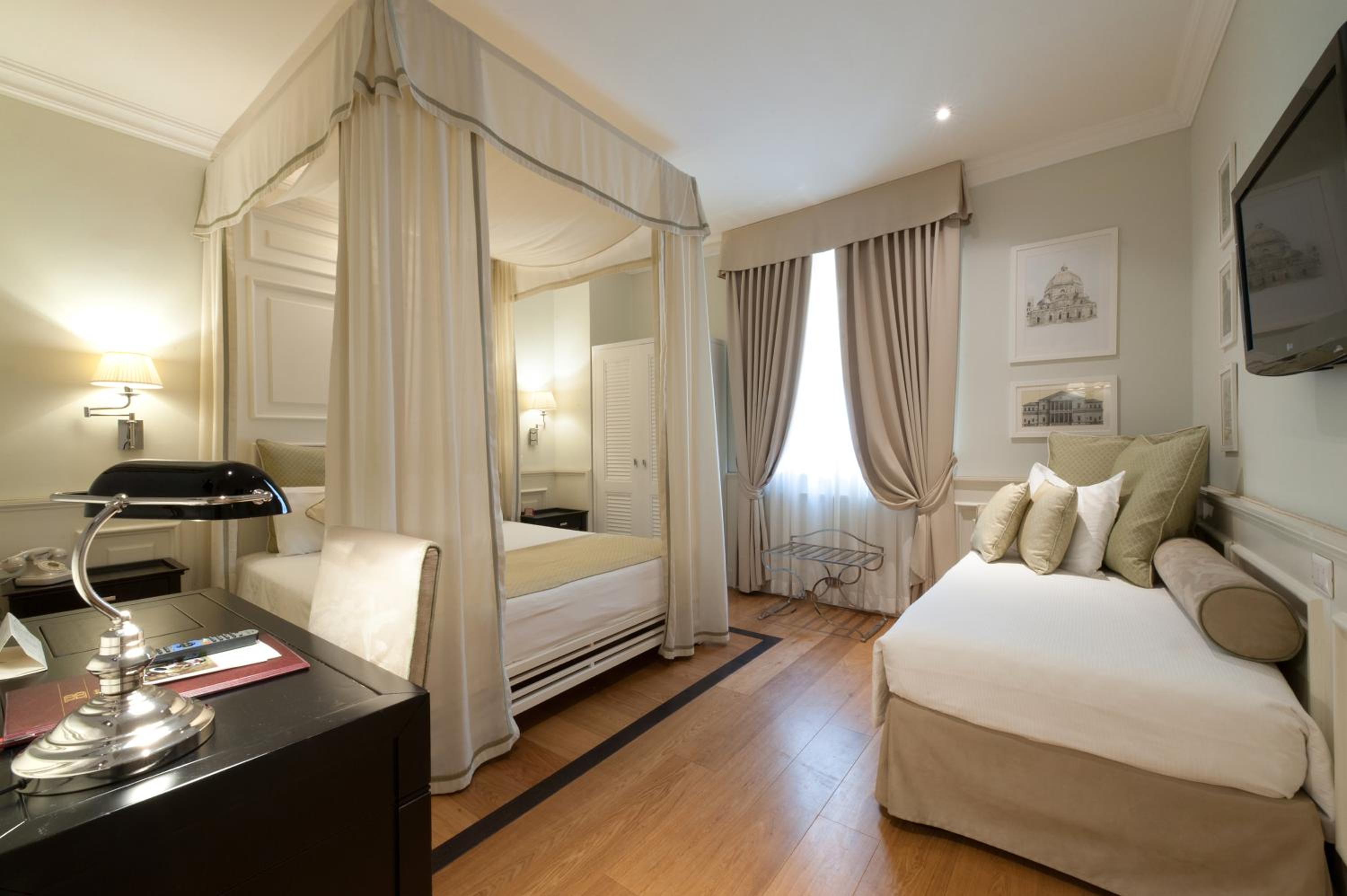 Triple Room photo 3