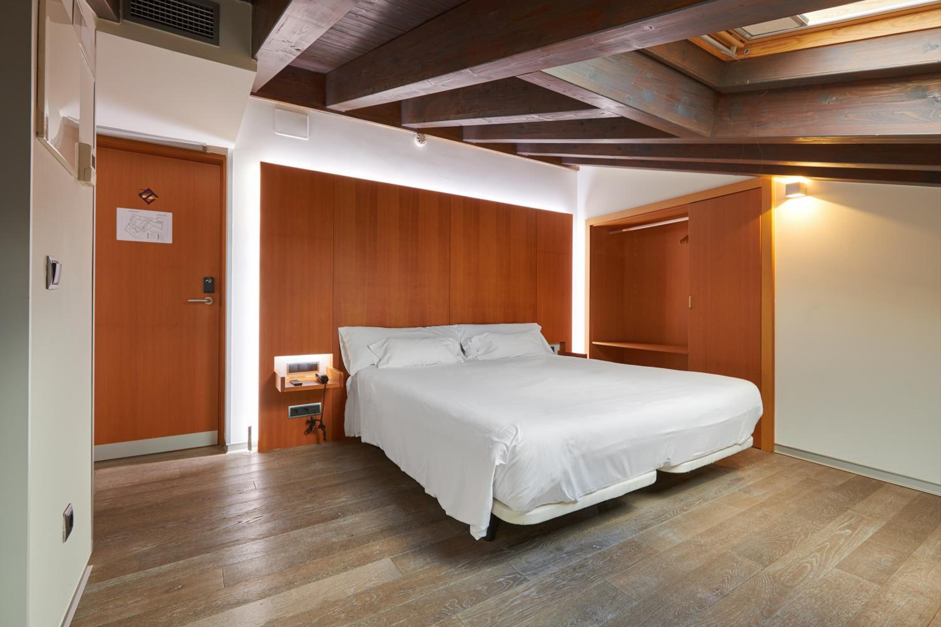 Habitación Doble Estándar o con Dos Camas Individuales.