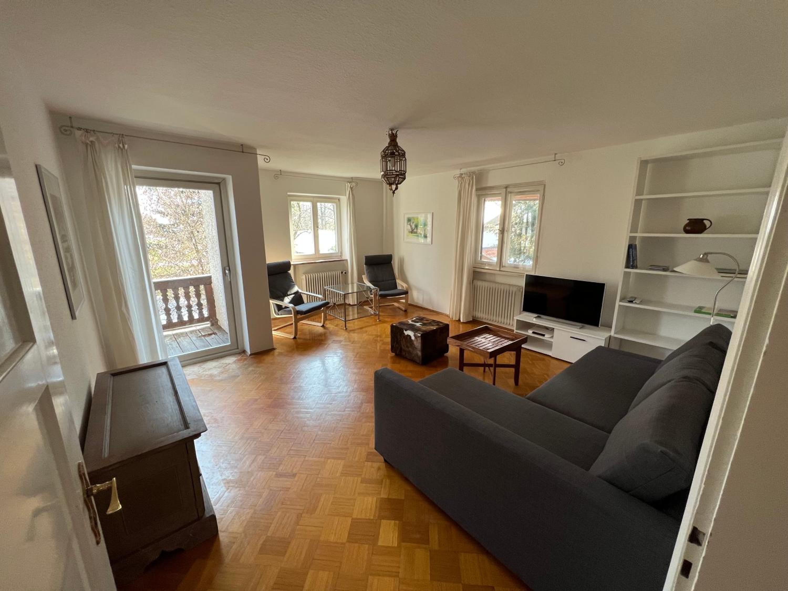 Apartment with Mountain View photo 1