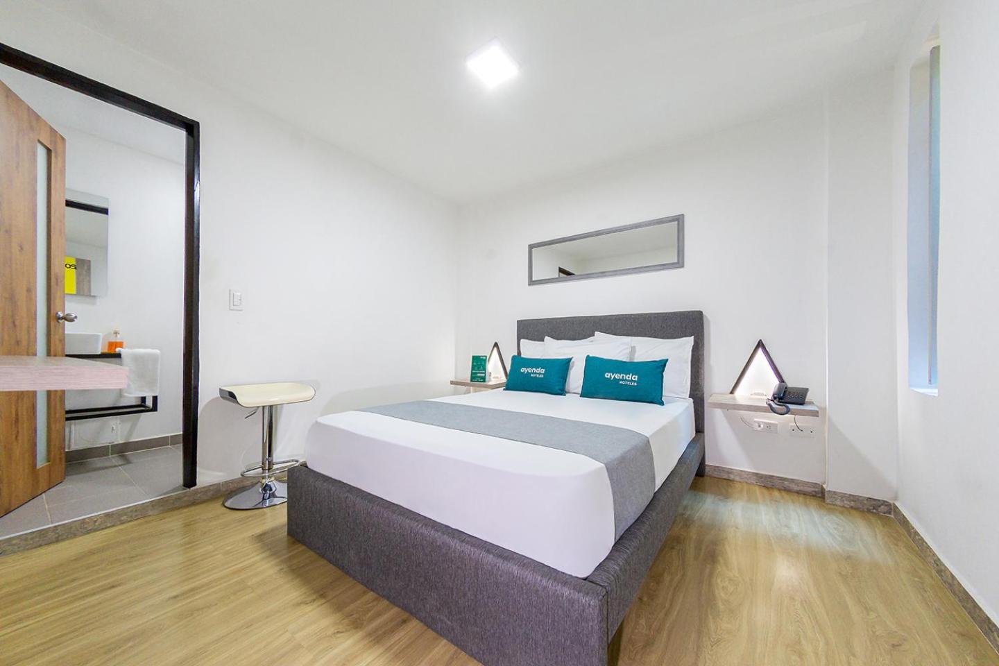 Standard Double Room photo 2