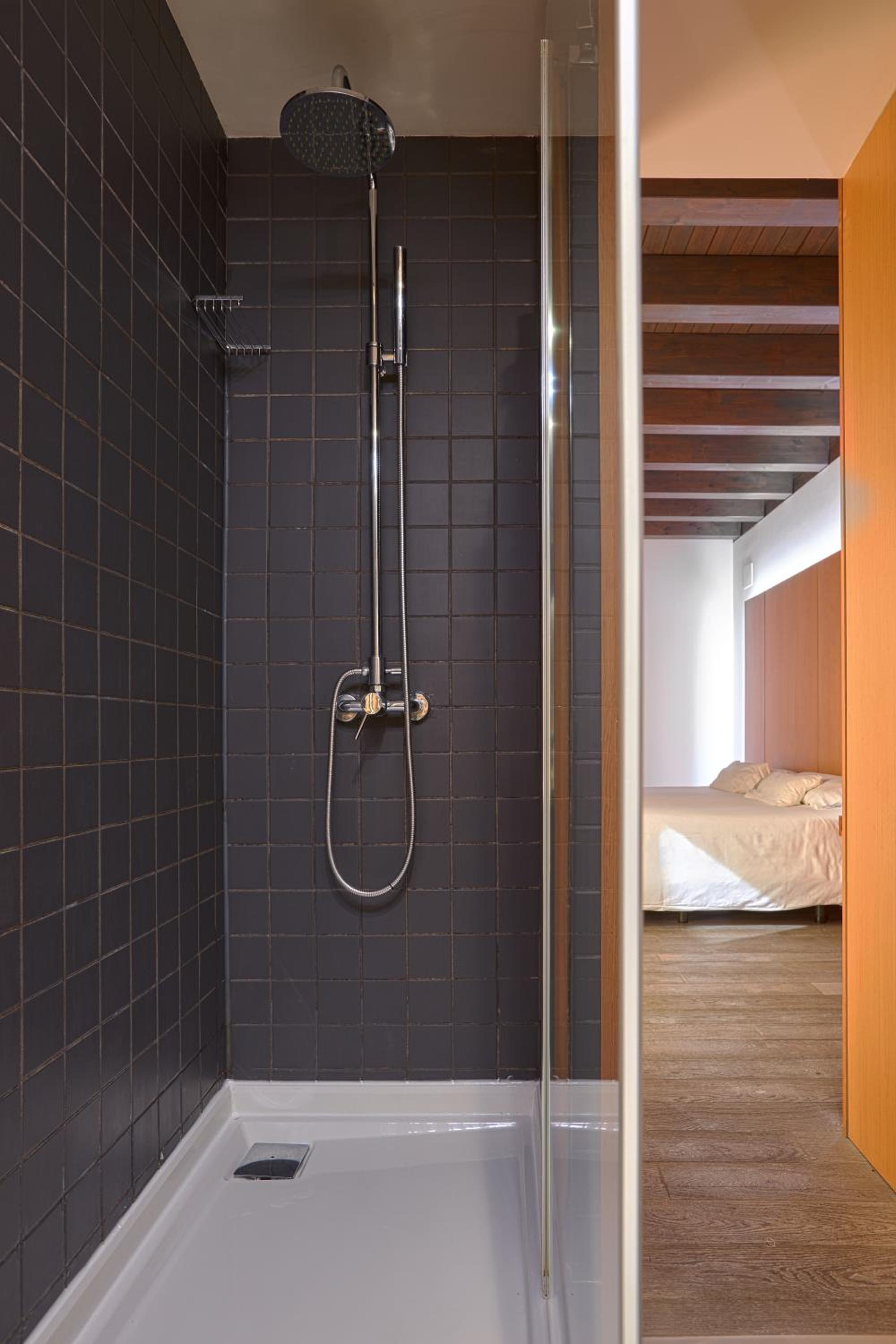 Standard Double or Twin Room photo 3