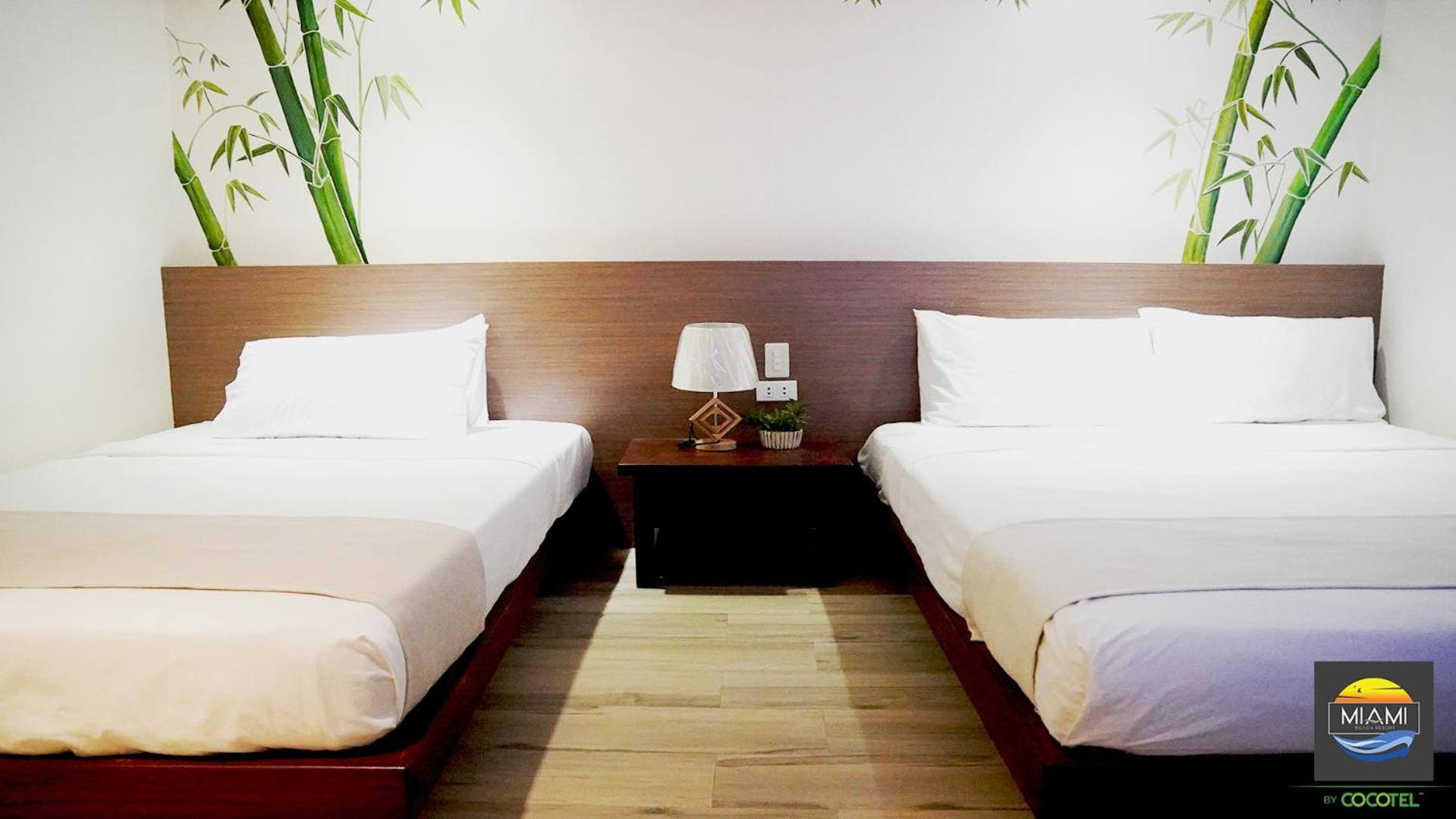 Executive Queen Room with Two Queen Beds photo 2