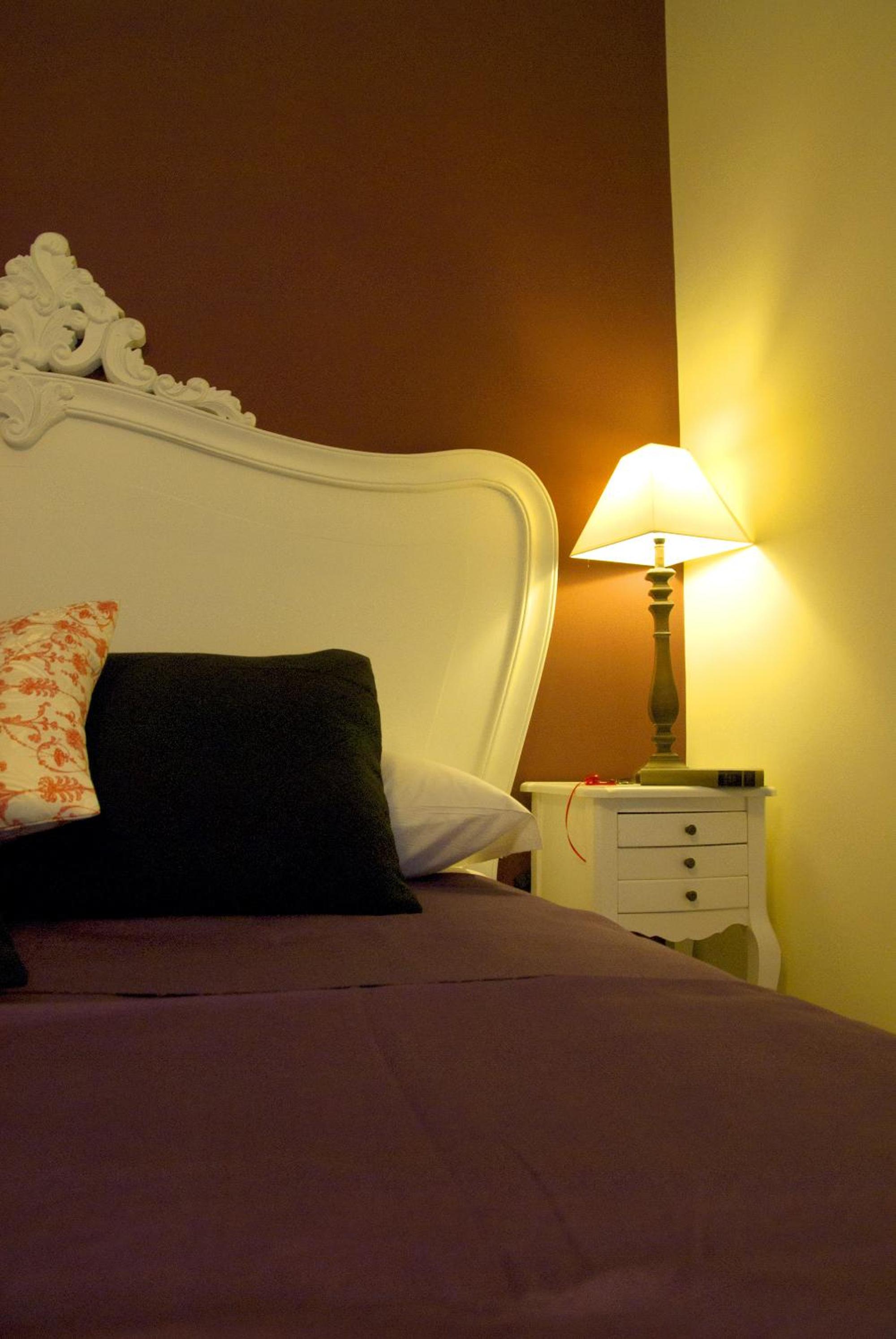 Double Room with Private External Bathroom - Photo 2