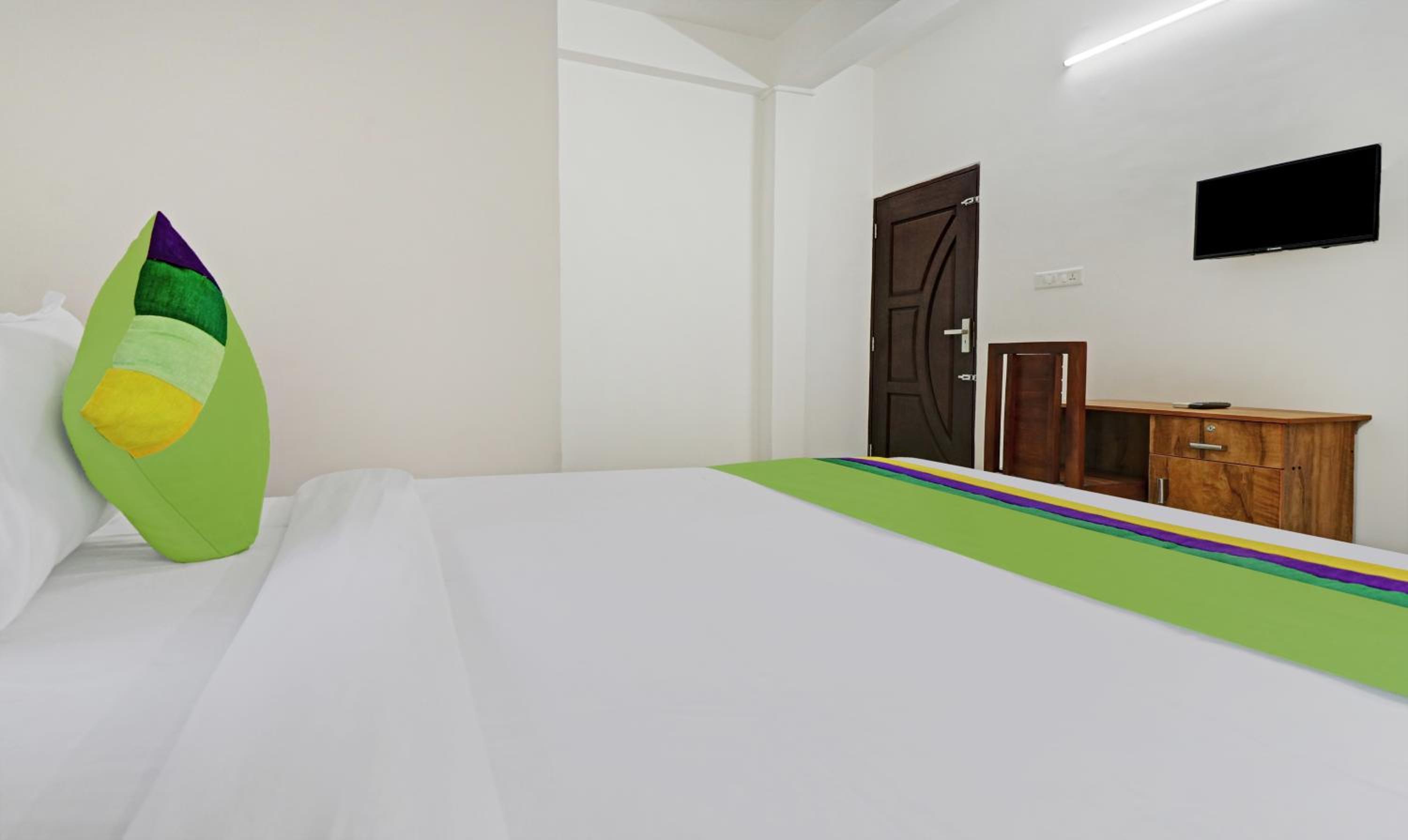 Standard Room - Photo 29