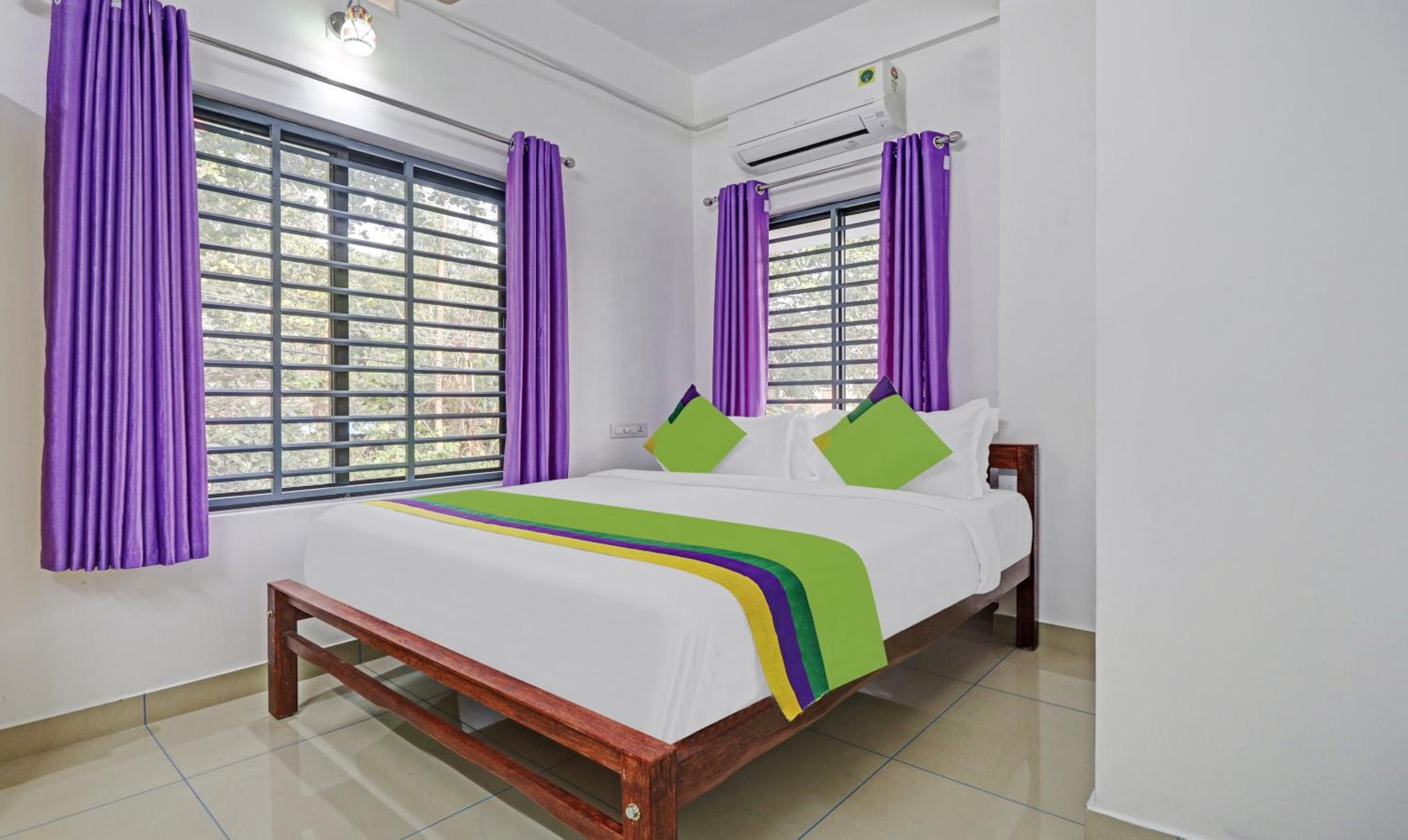 Standard Room - Photo 1