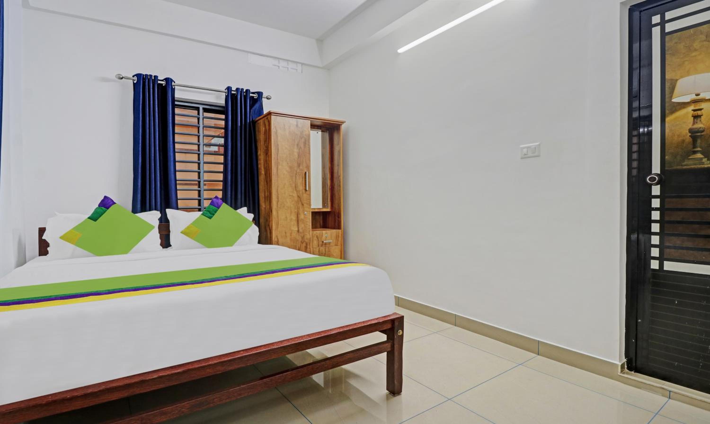 Standard Room - Photo 23