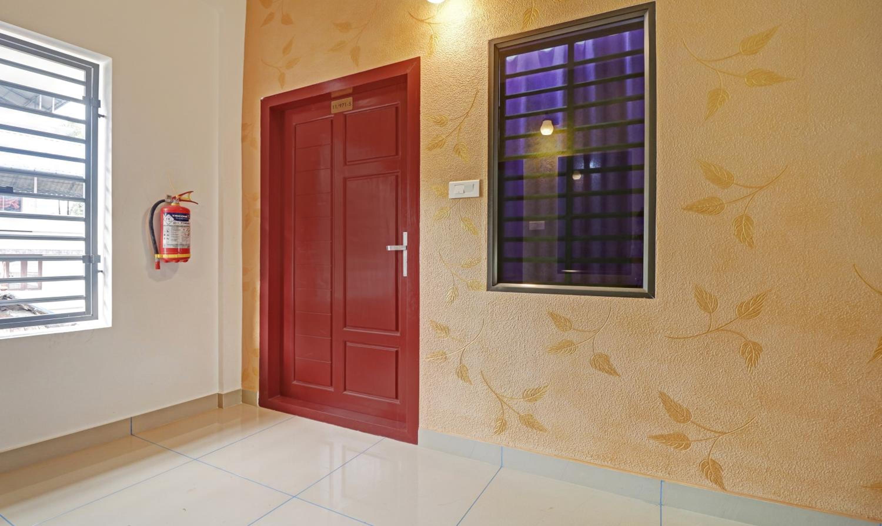 Standard Room - Photo 17